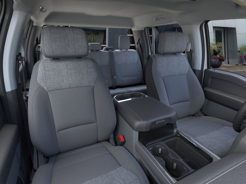 2026 Ford Super Duty F-550 DRW XLT