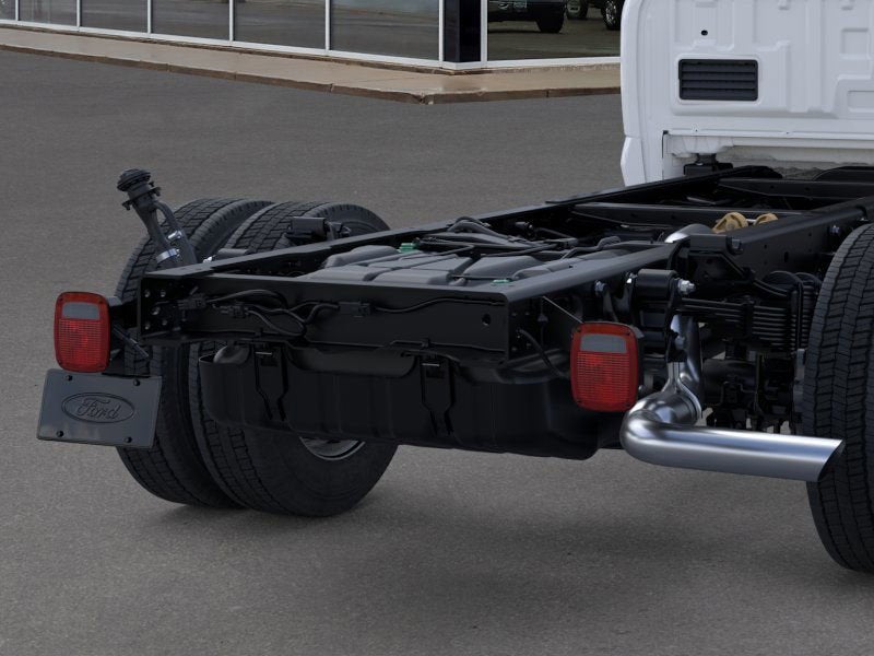 2026 Ford Super Duty F-550 DRW XLT