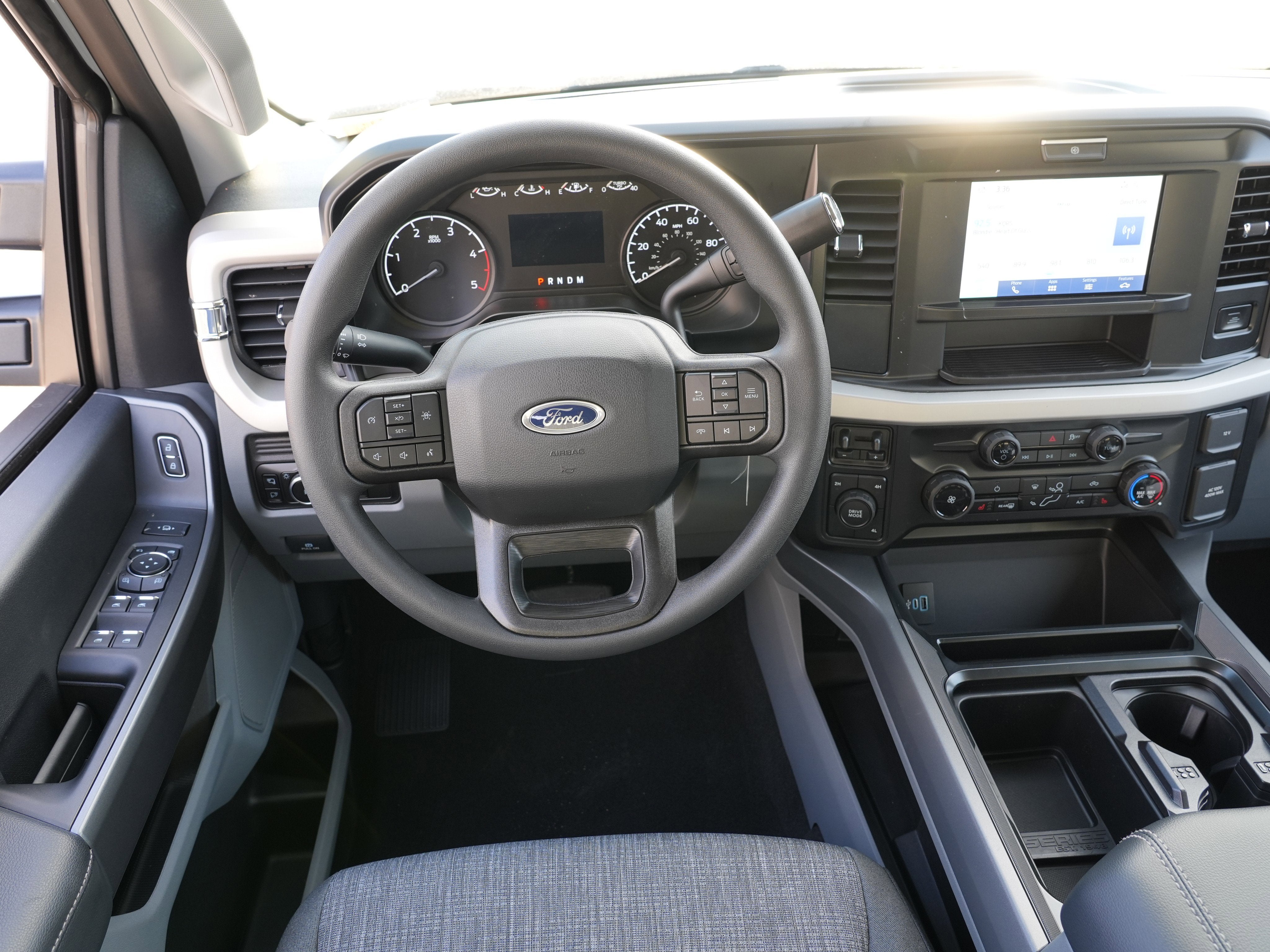 2026 Ford Super Duty F-550 DRW XLT