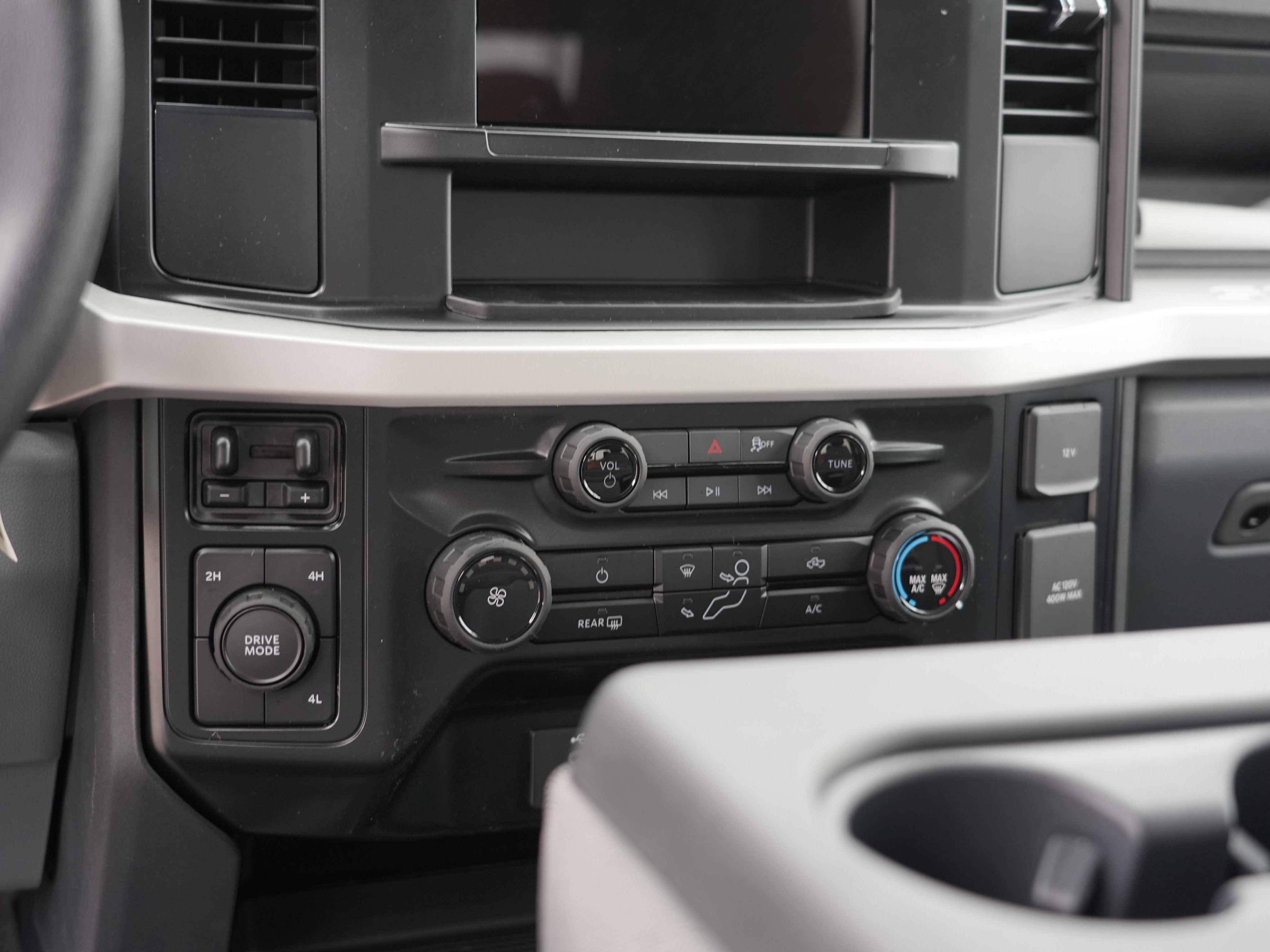 2026 Ford Super Duty F-450 DRW XL