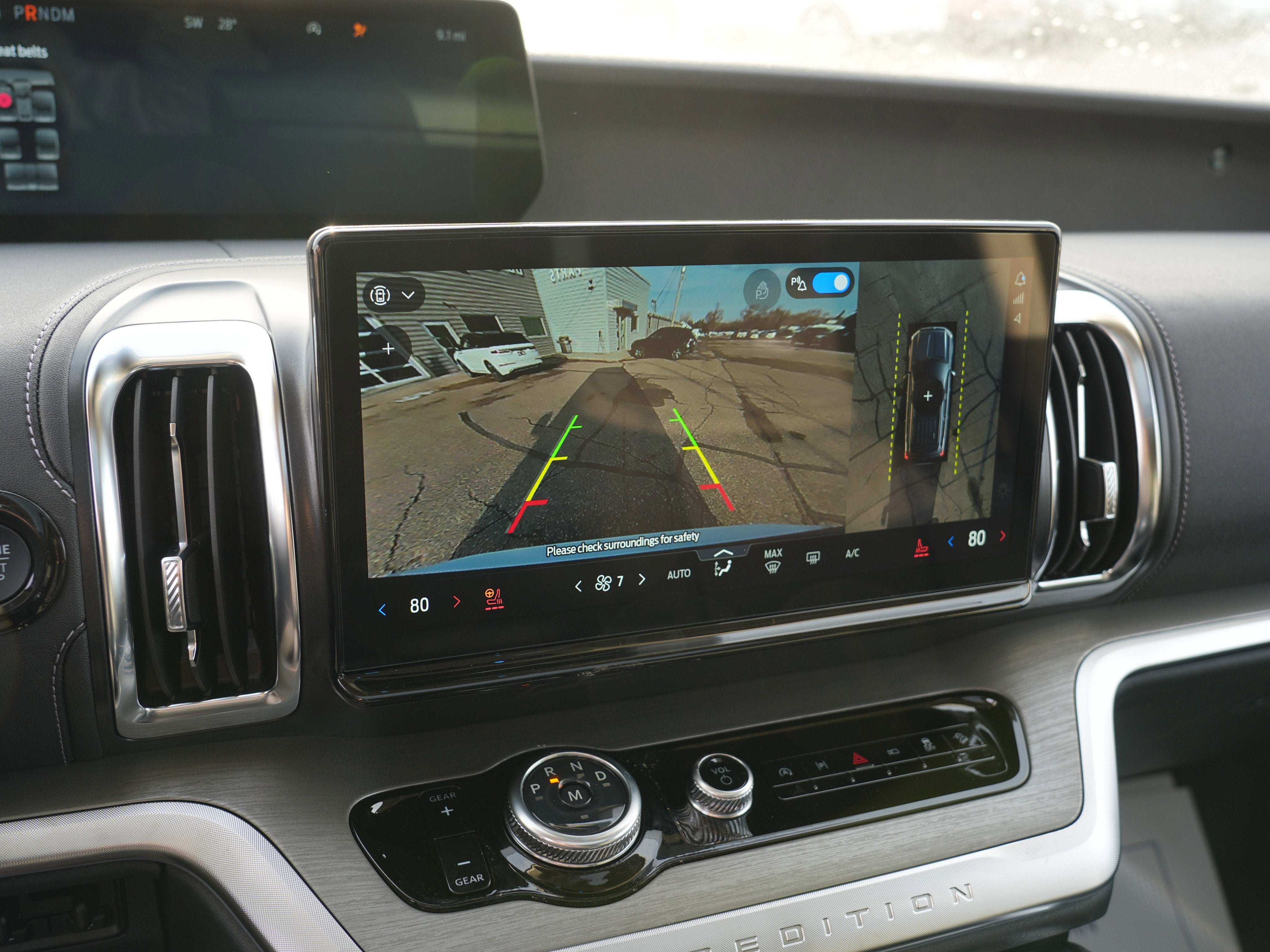 2025 Ford Expedition Platinum