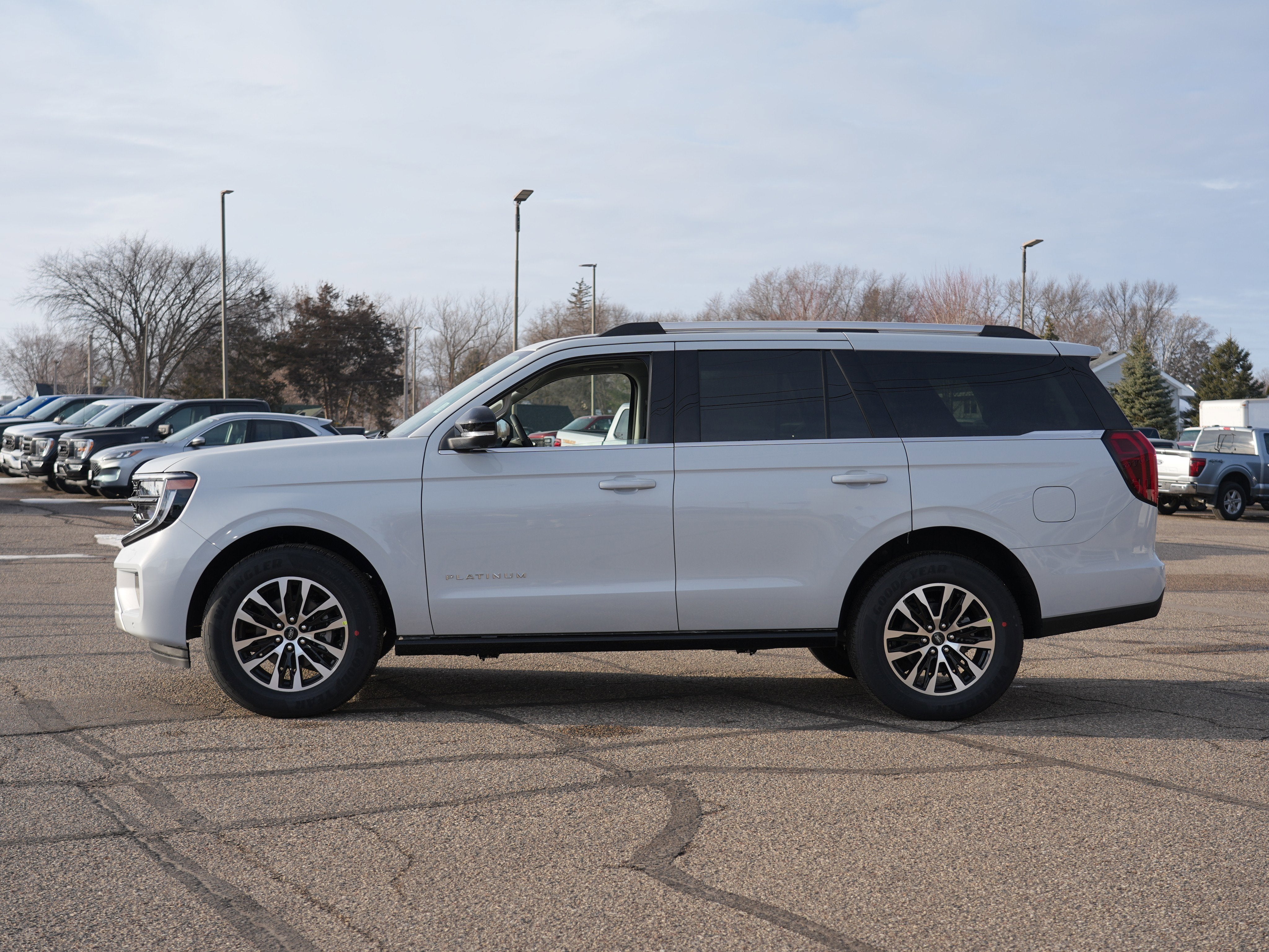 2025 Ford Expedition Platinum