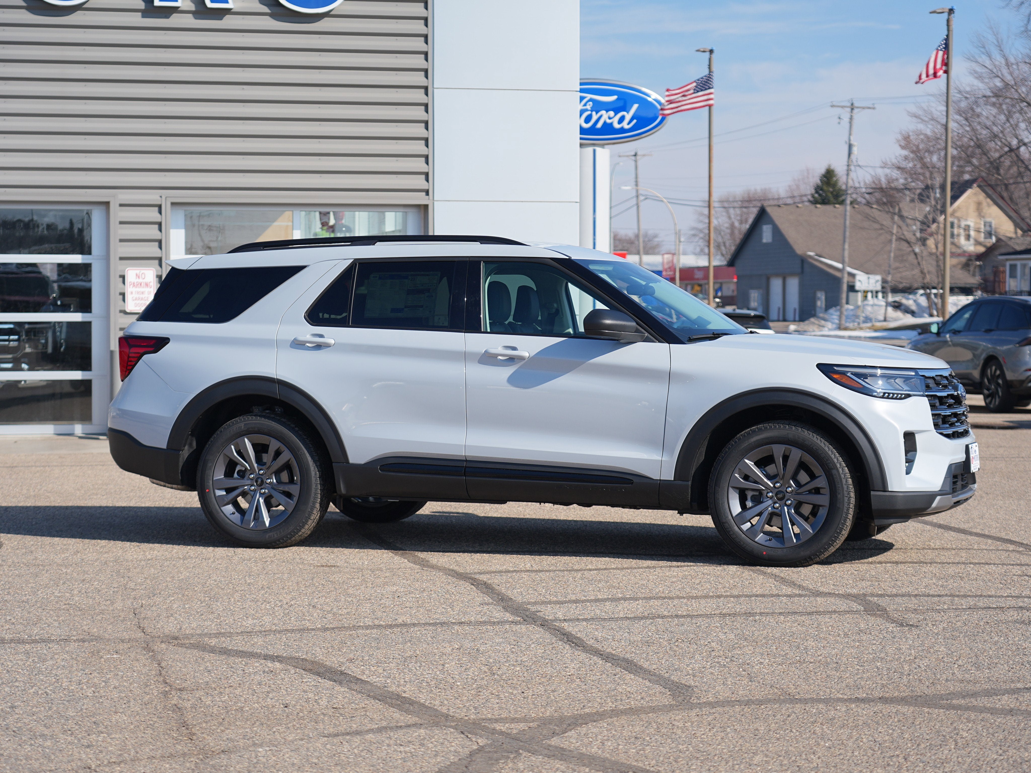 2026 Ford Explorer Active w/200A Pkg
