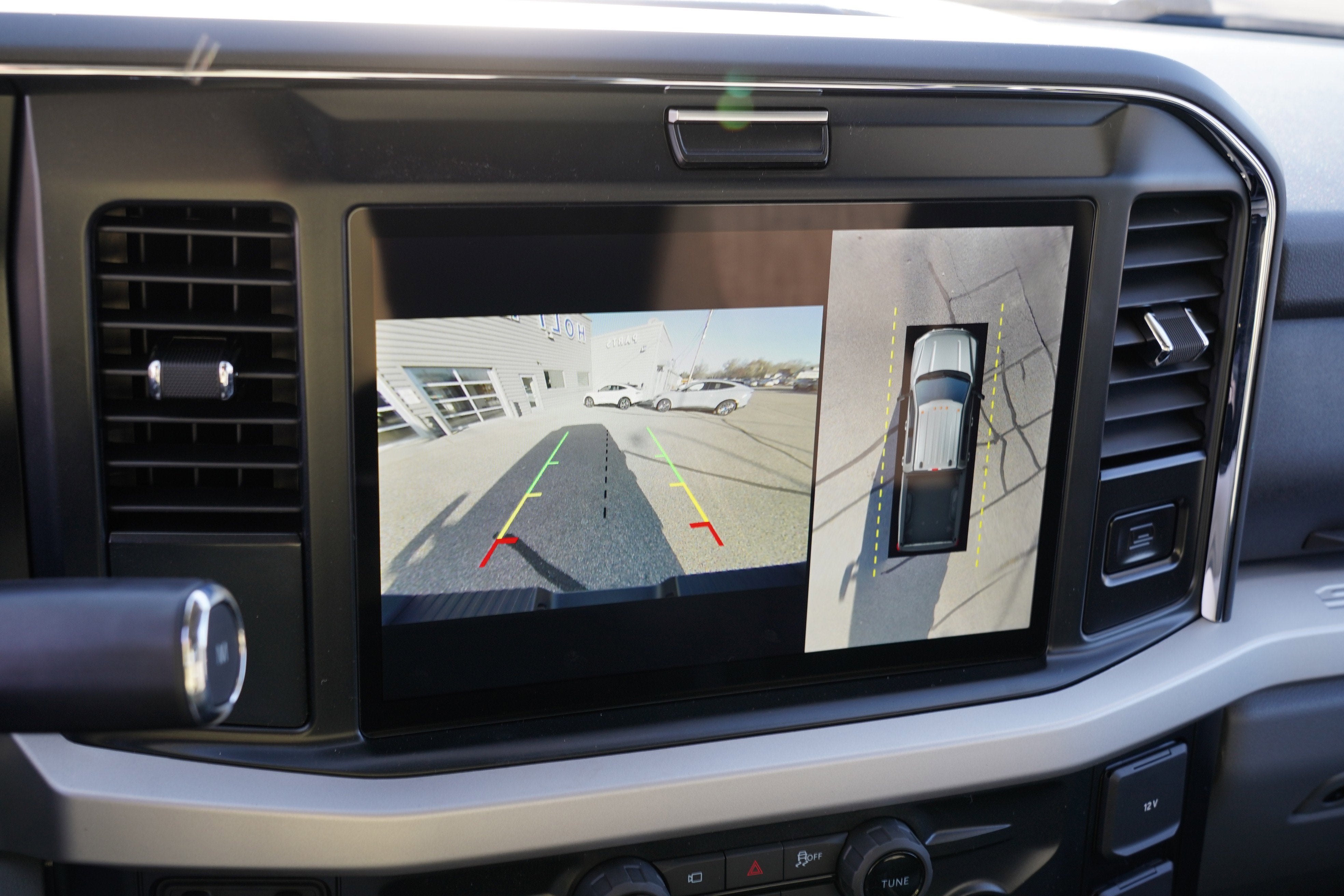 2026 Ford Super Duty F-350 SRW XLT