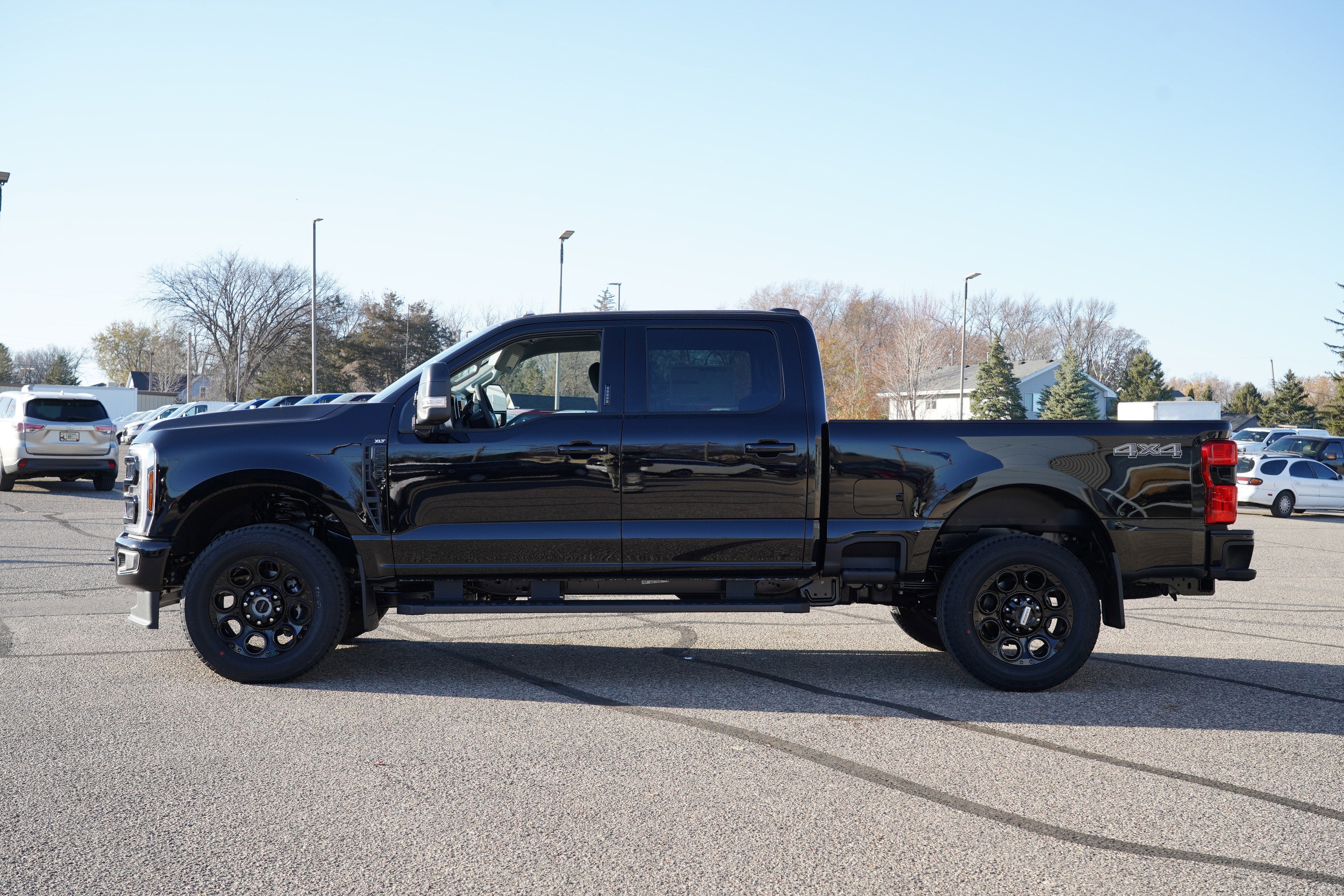 2026 Ford Super Duty F-350 SRW XLT