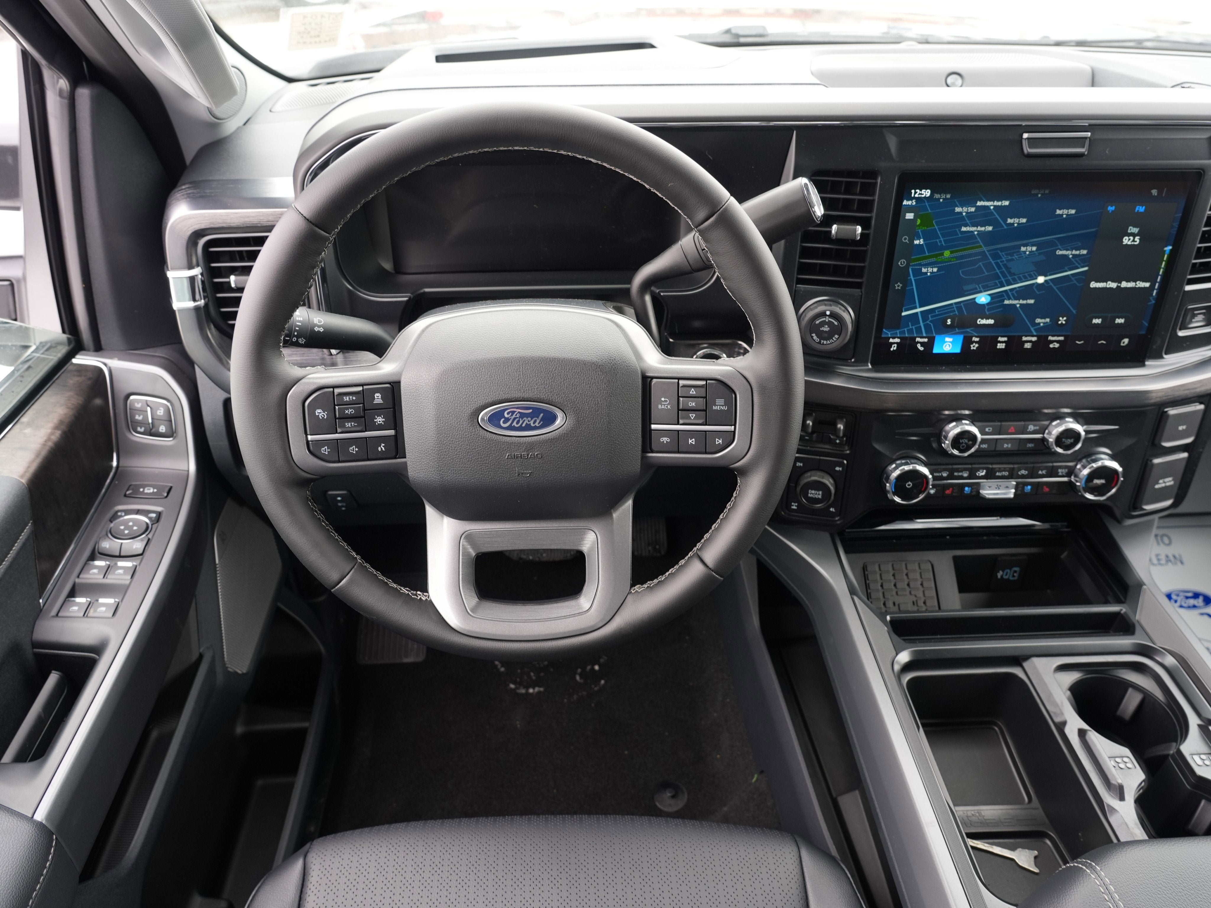 2026 Ford Super Duty F-350 SRW LARIAT