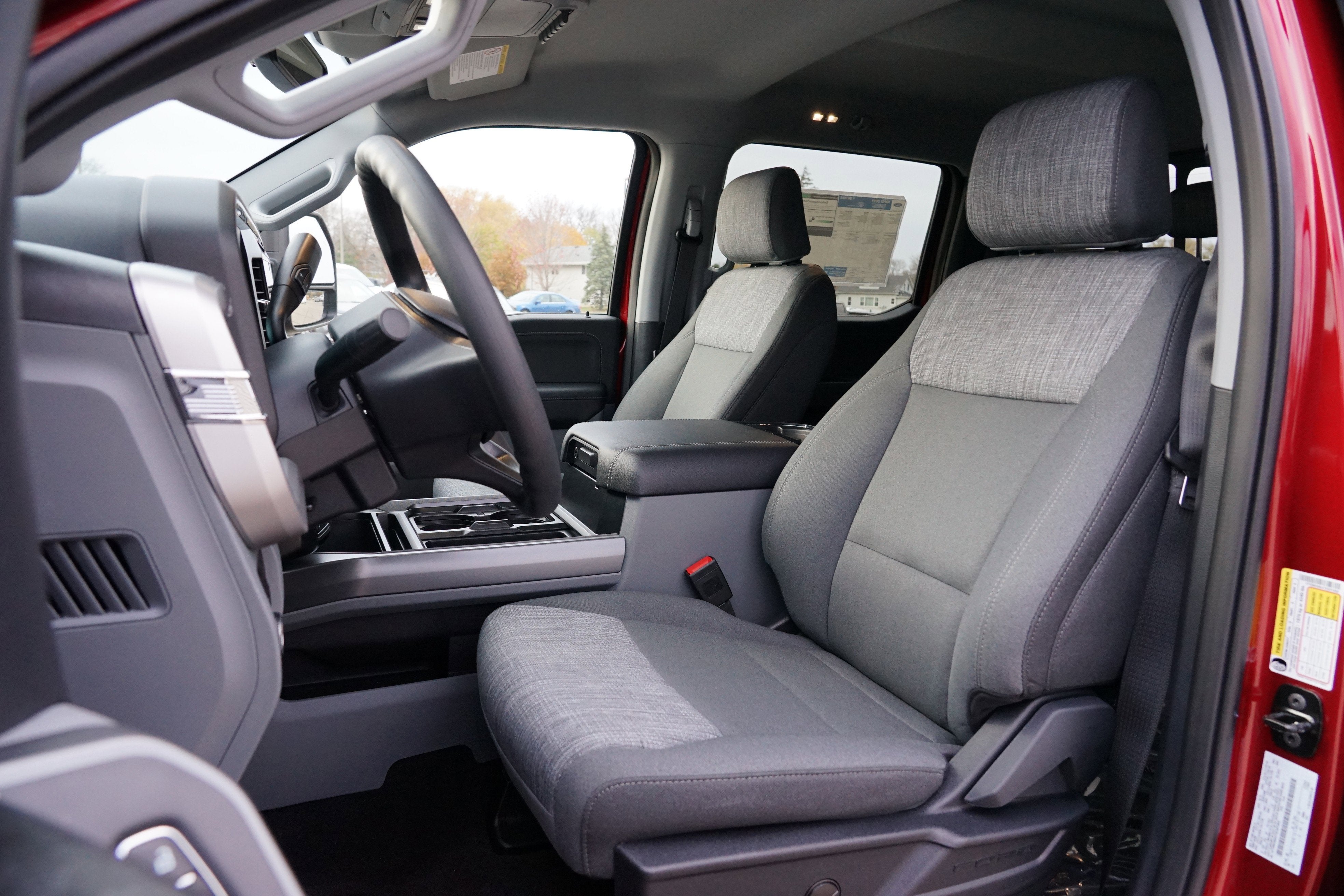 2026 Ford Super Duty F-350 SRW XLT