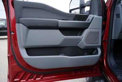 2026 Ford Super Duty F-350 SRW XLT