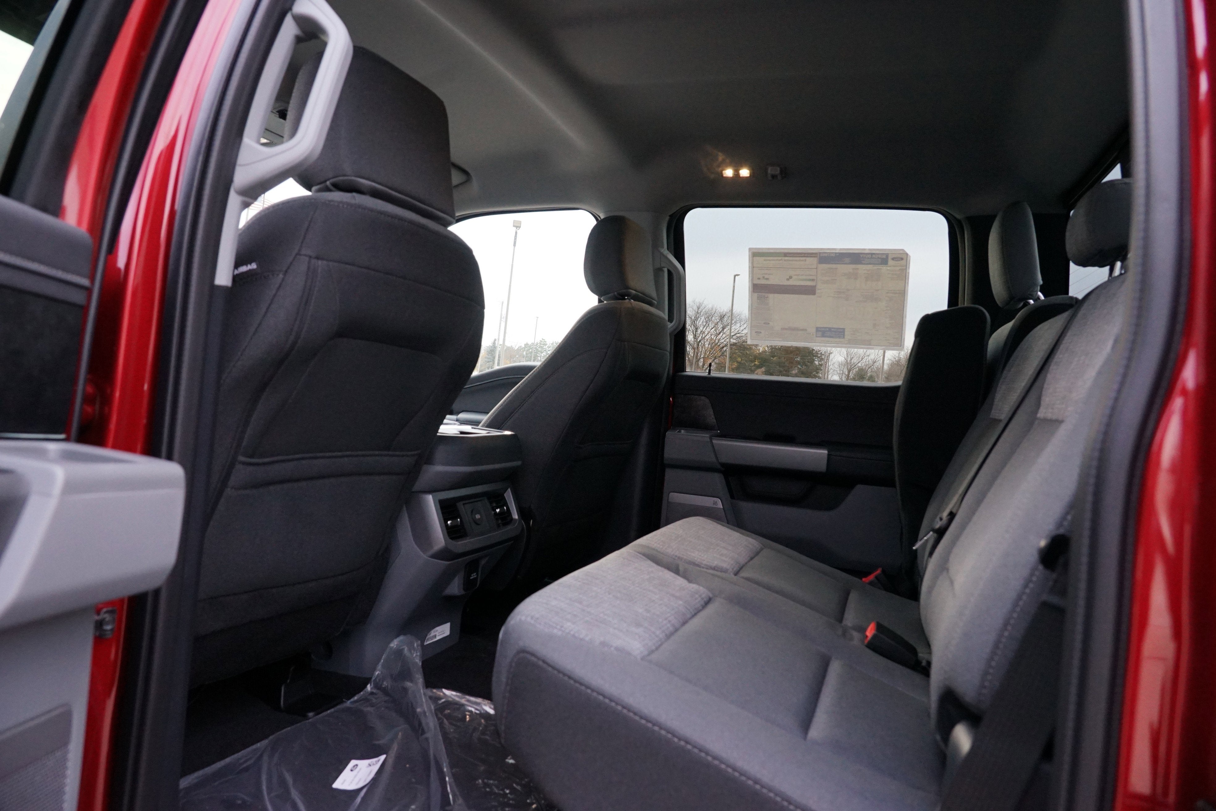 2026 Ford Super Duty F-350 SRW XLT