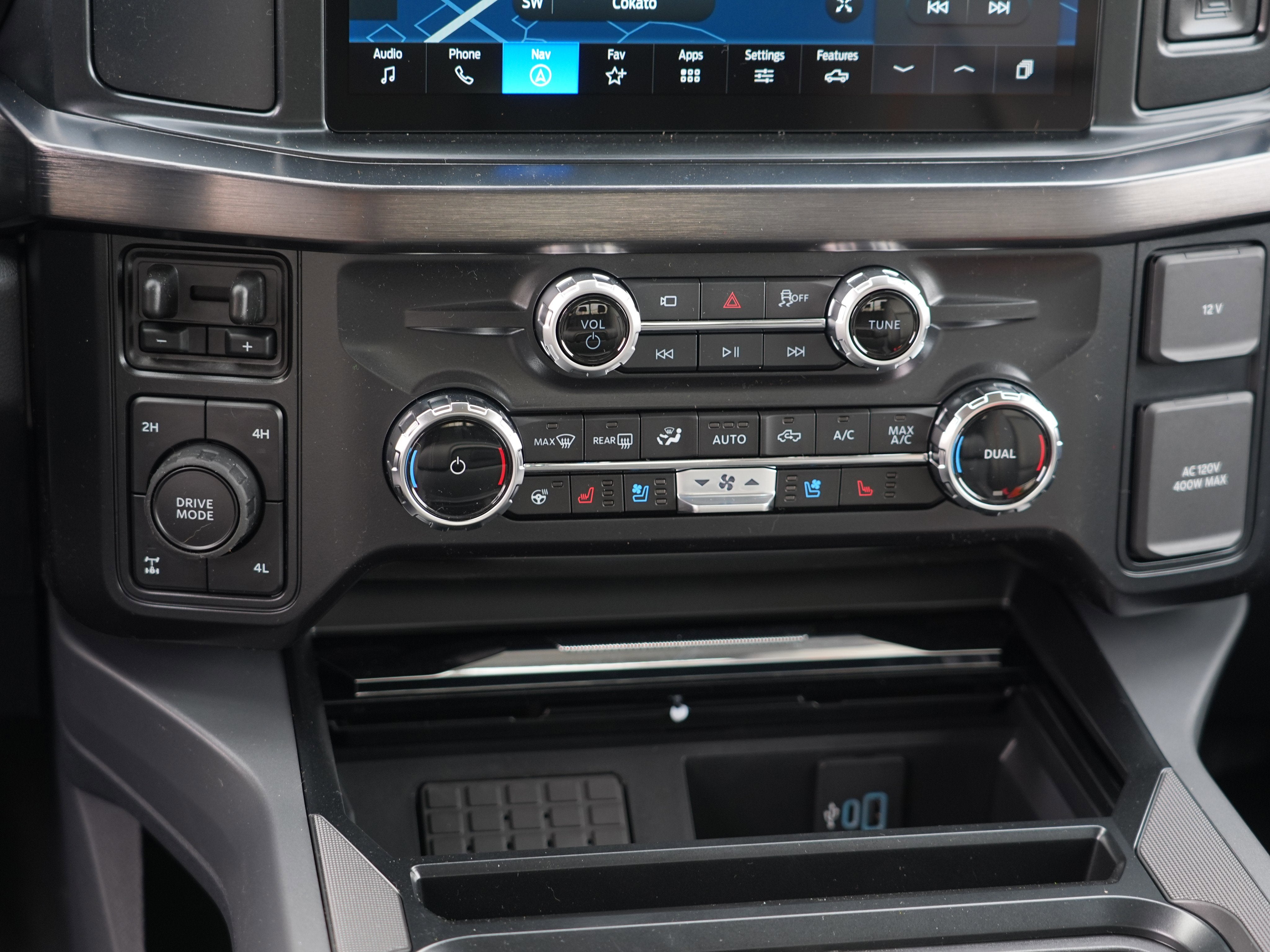 2026 Ford Super Duty F-350 SRW LARIAT