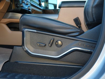 2024 Ford Super Duty F-350 SRW LARIAT