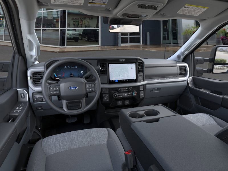 2026 Ford Super Duty F-450 DRW XLT