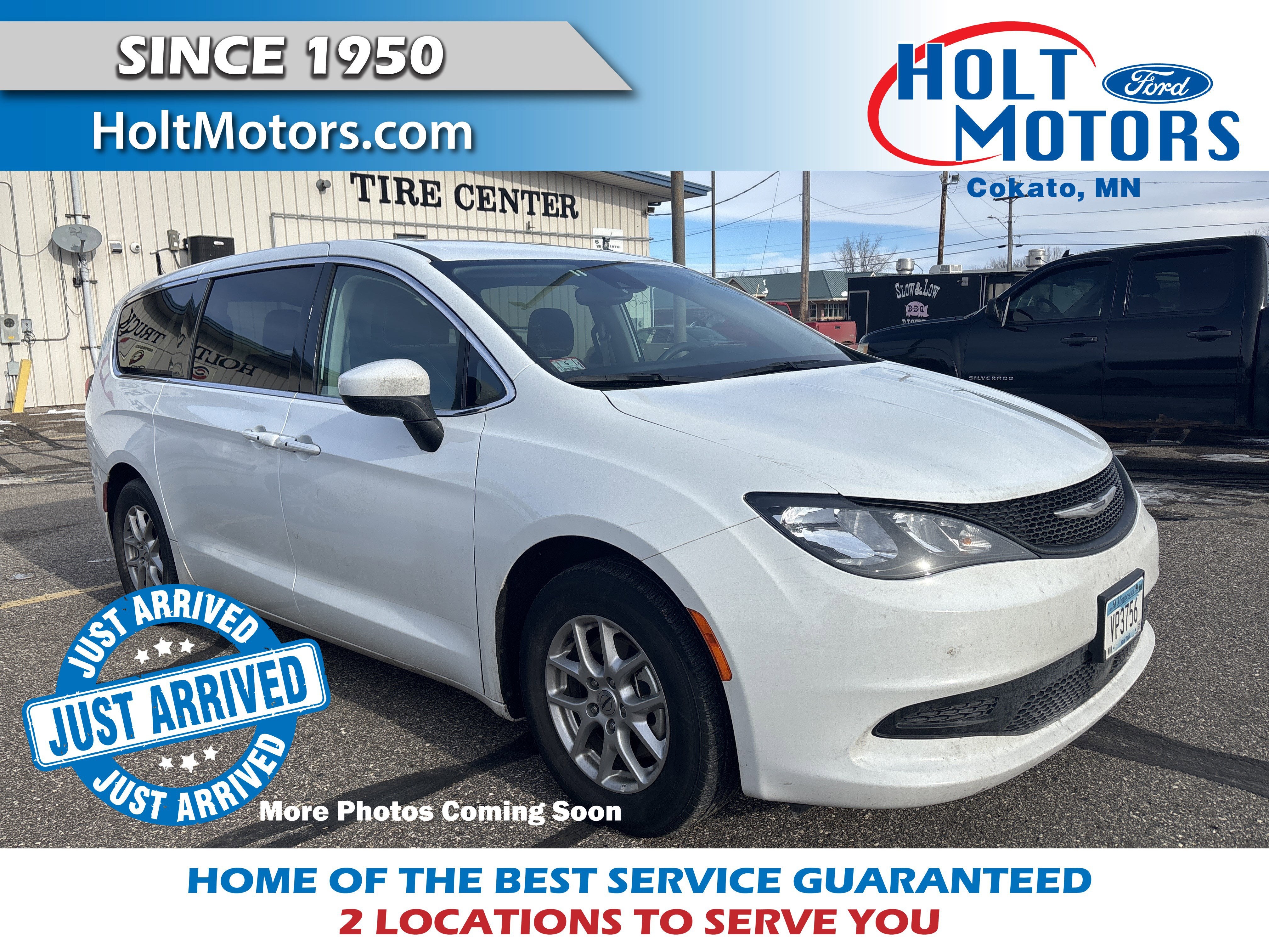 2023 Chrysler Voyager LX