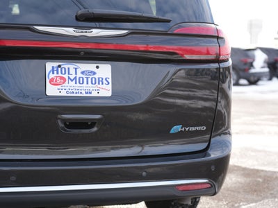 2023 Chrysler Pacifica Hybrid Touring L