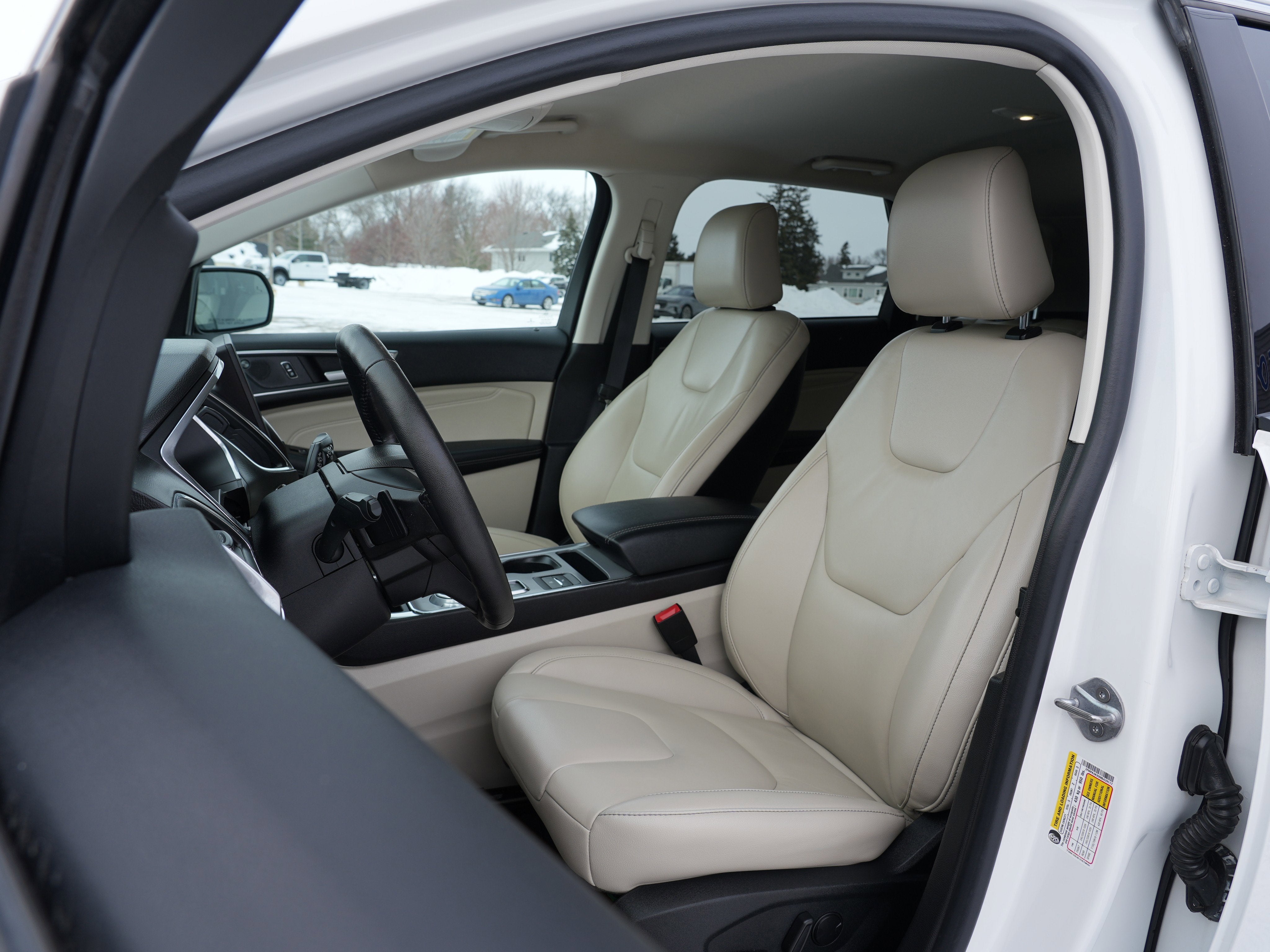 2021 Ford Edge Titanium