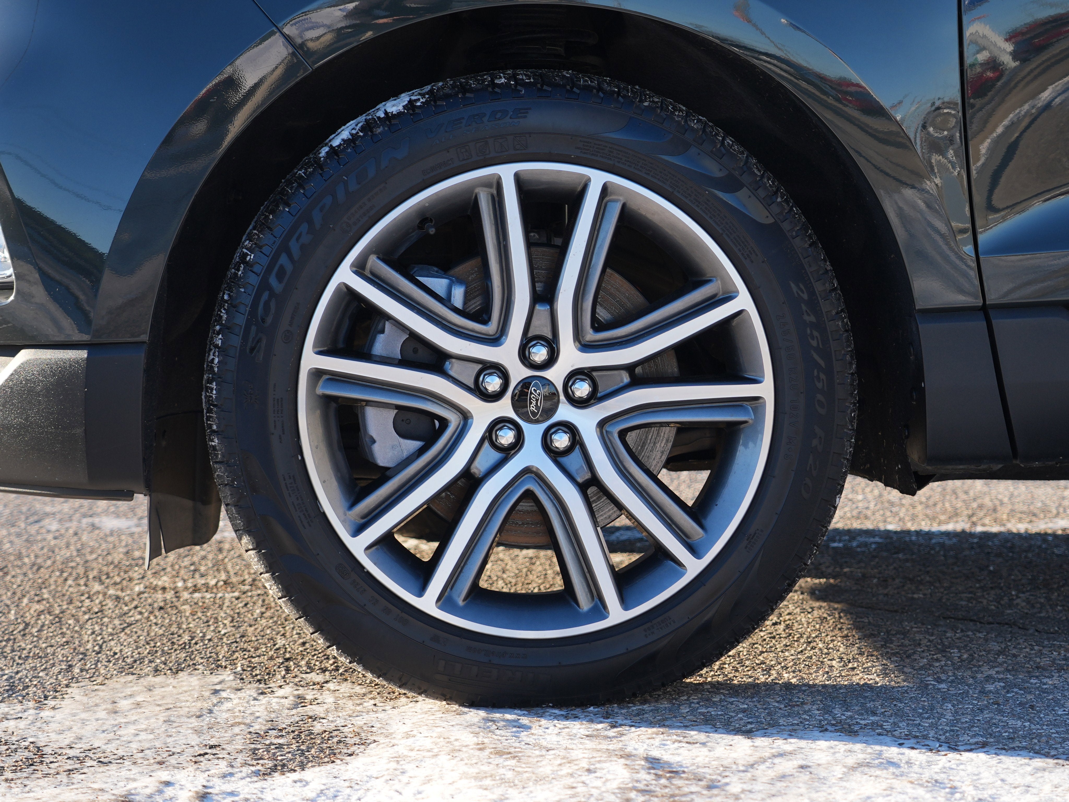 2024 Ford Edge Titanium