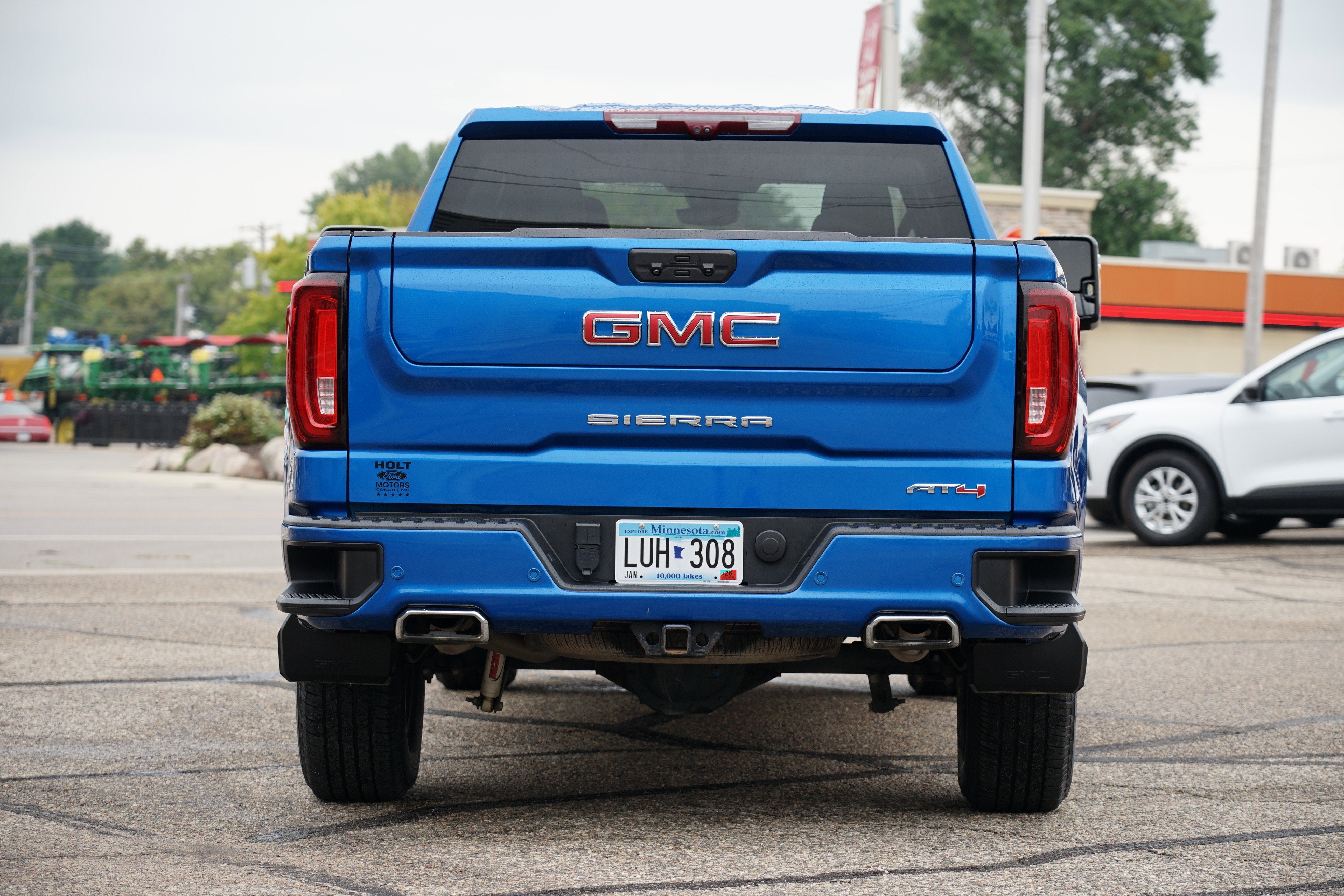 2023 GMC Sierra 1500 AT4