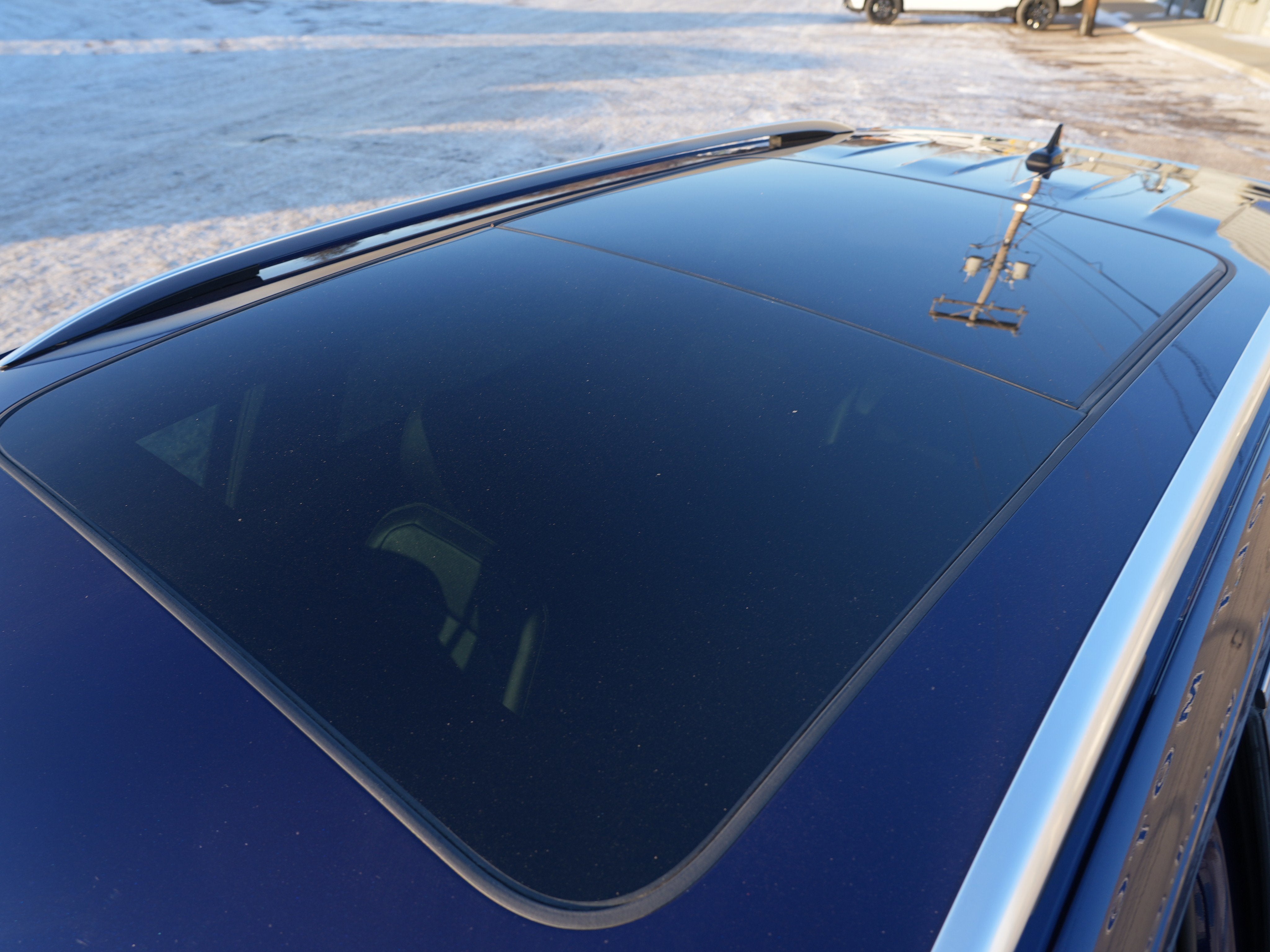 2023 Volkswagen Tiguan SEL R-Line