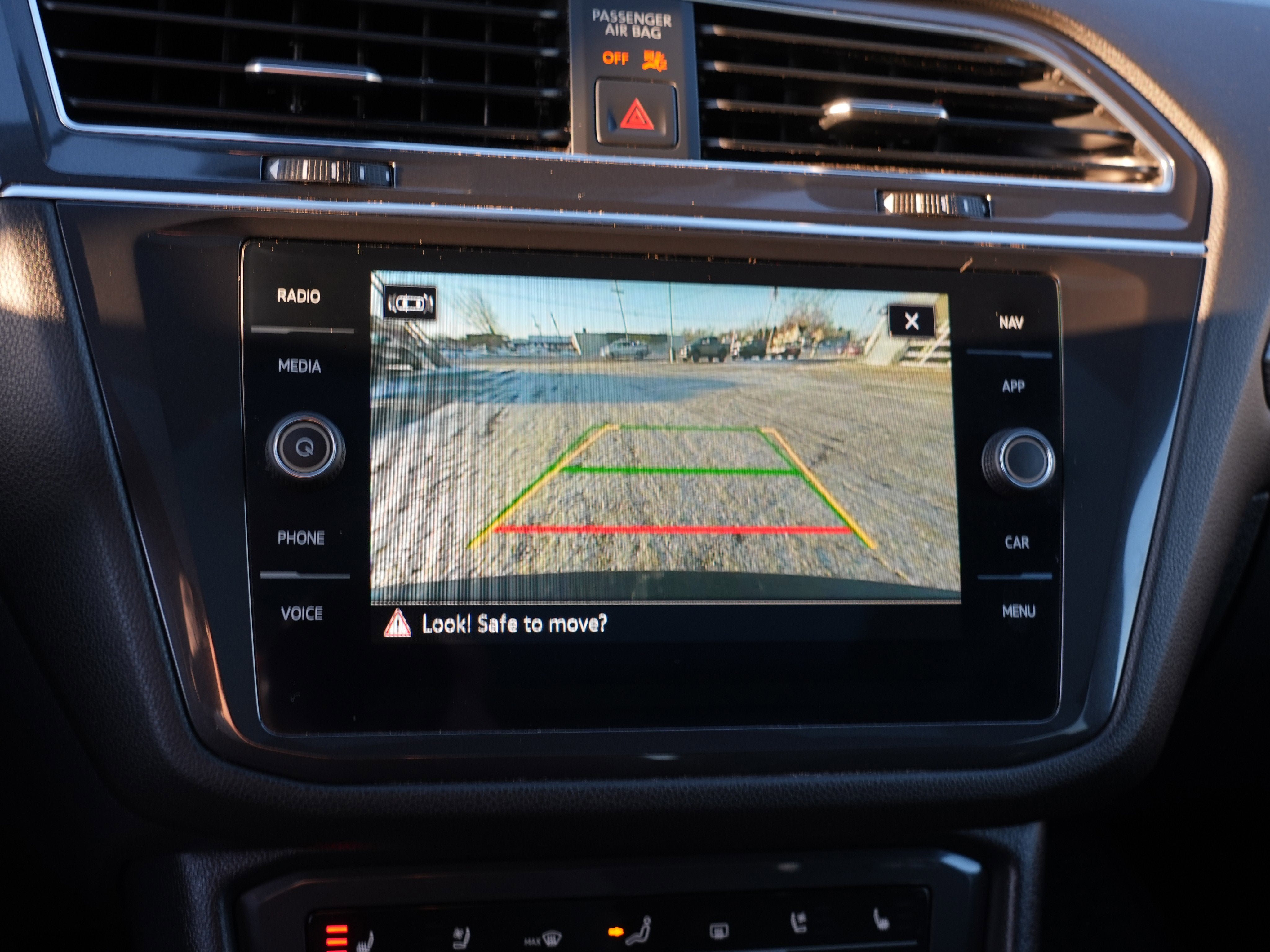 2023 Volkswagen Tiguan SEL R-Line