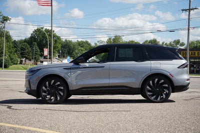 2024 Lincoln Nautilus Reserve