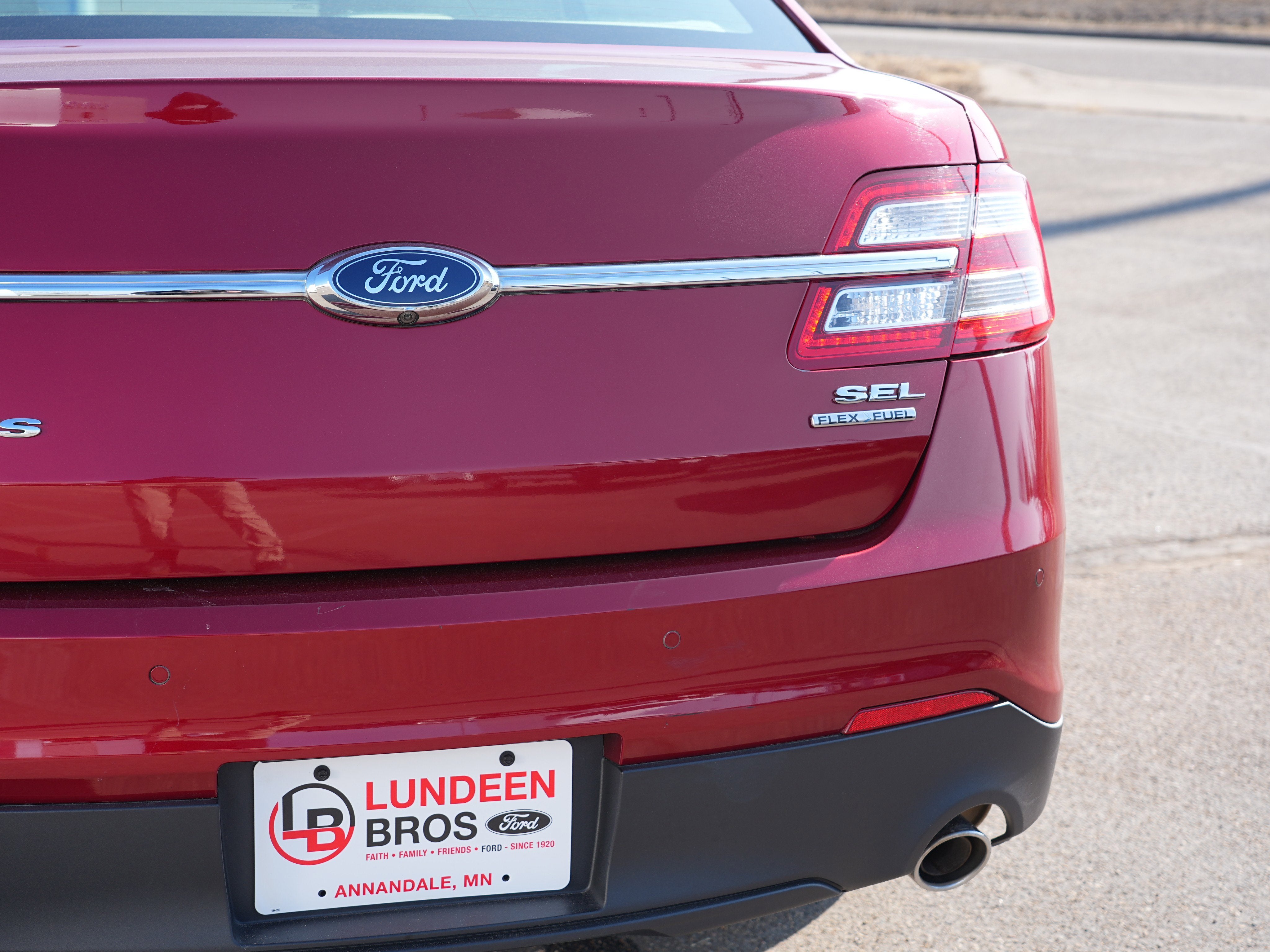 2018 Ford Taurus SEL