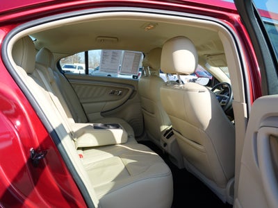 2018 Ford Taurus SEL