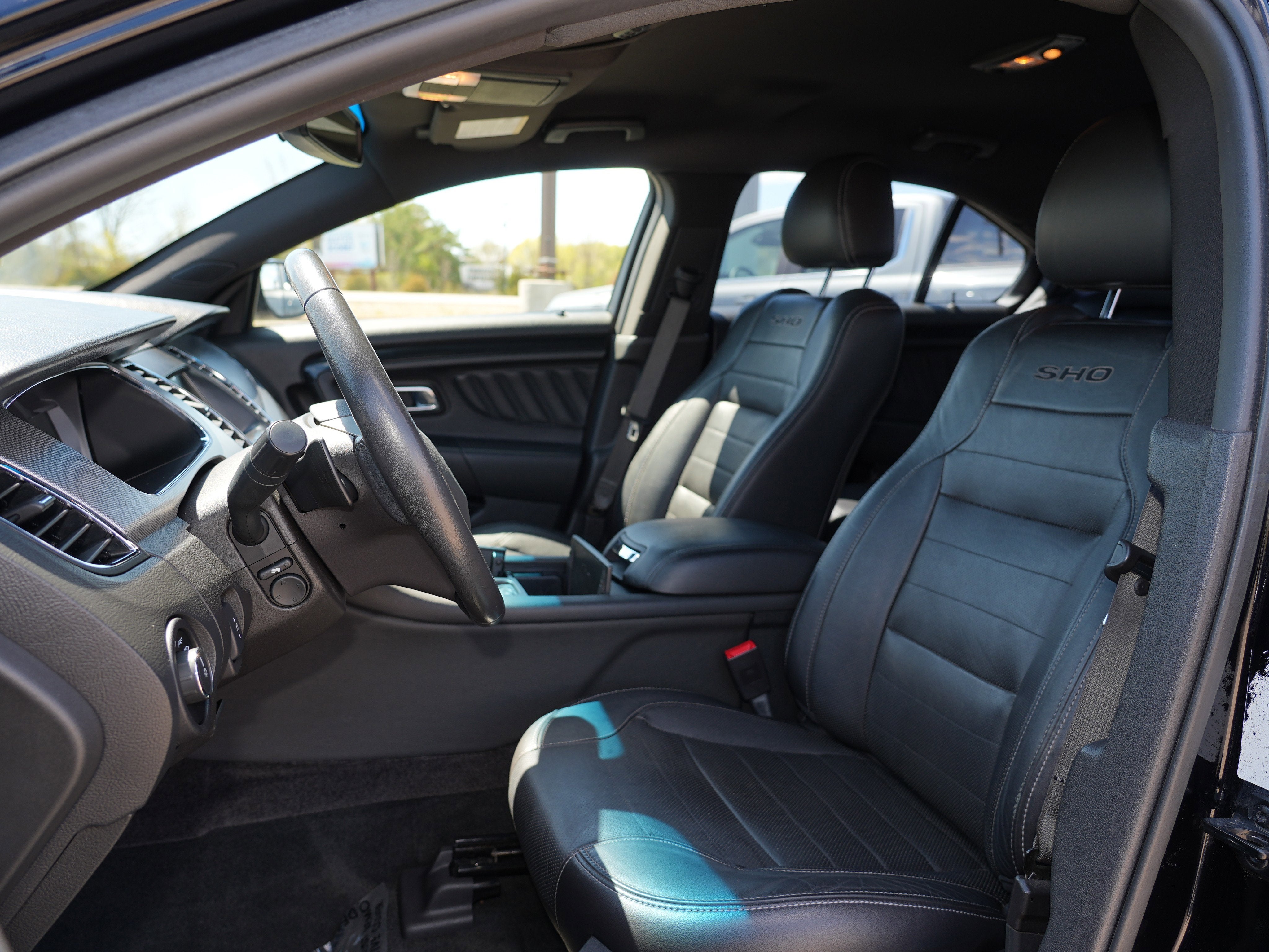 2016 Ford Taurus SHO