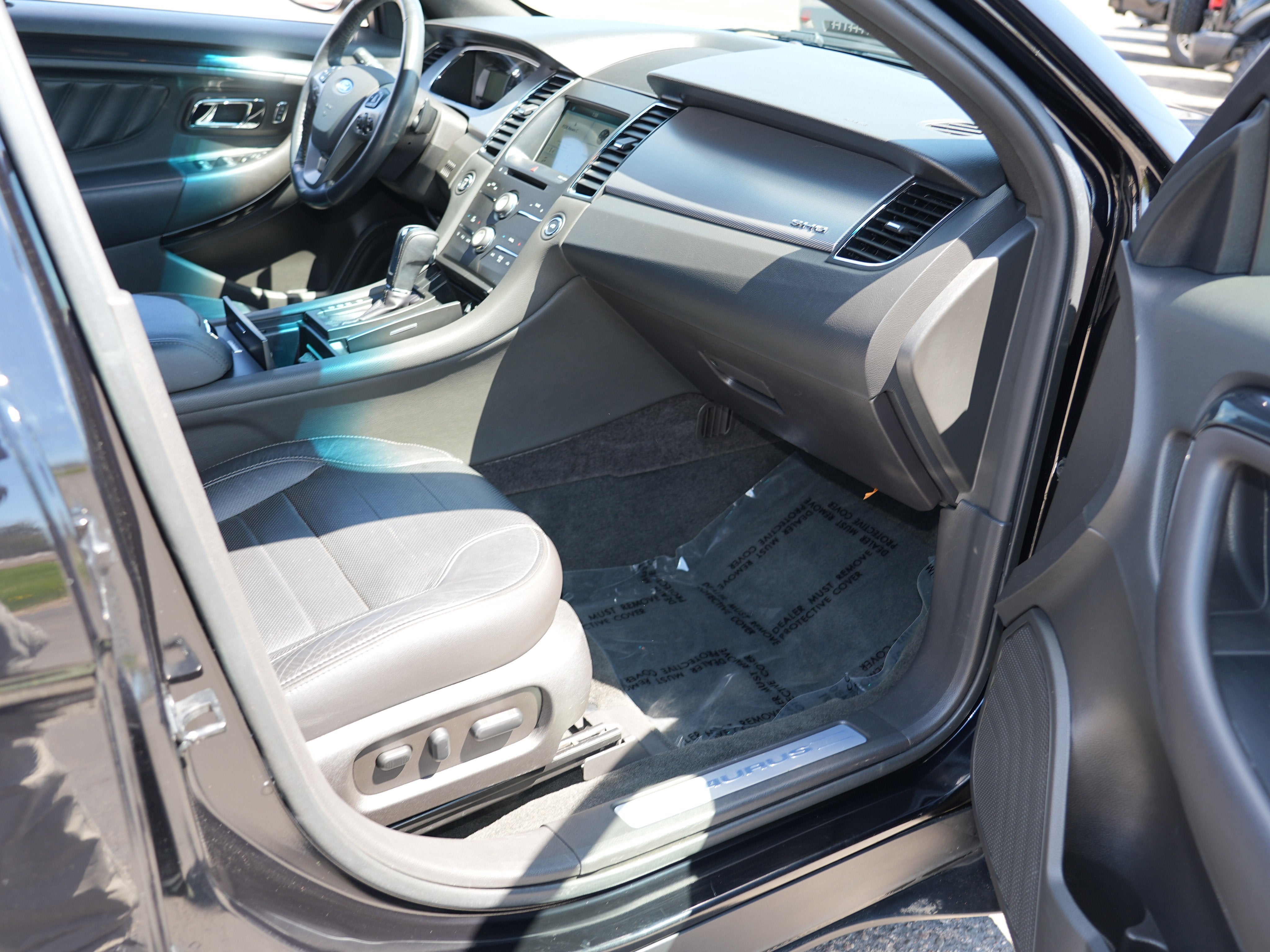 2016 Ford Taurus SHO
