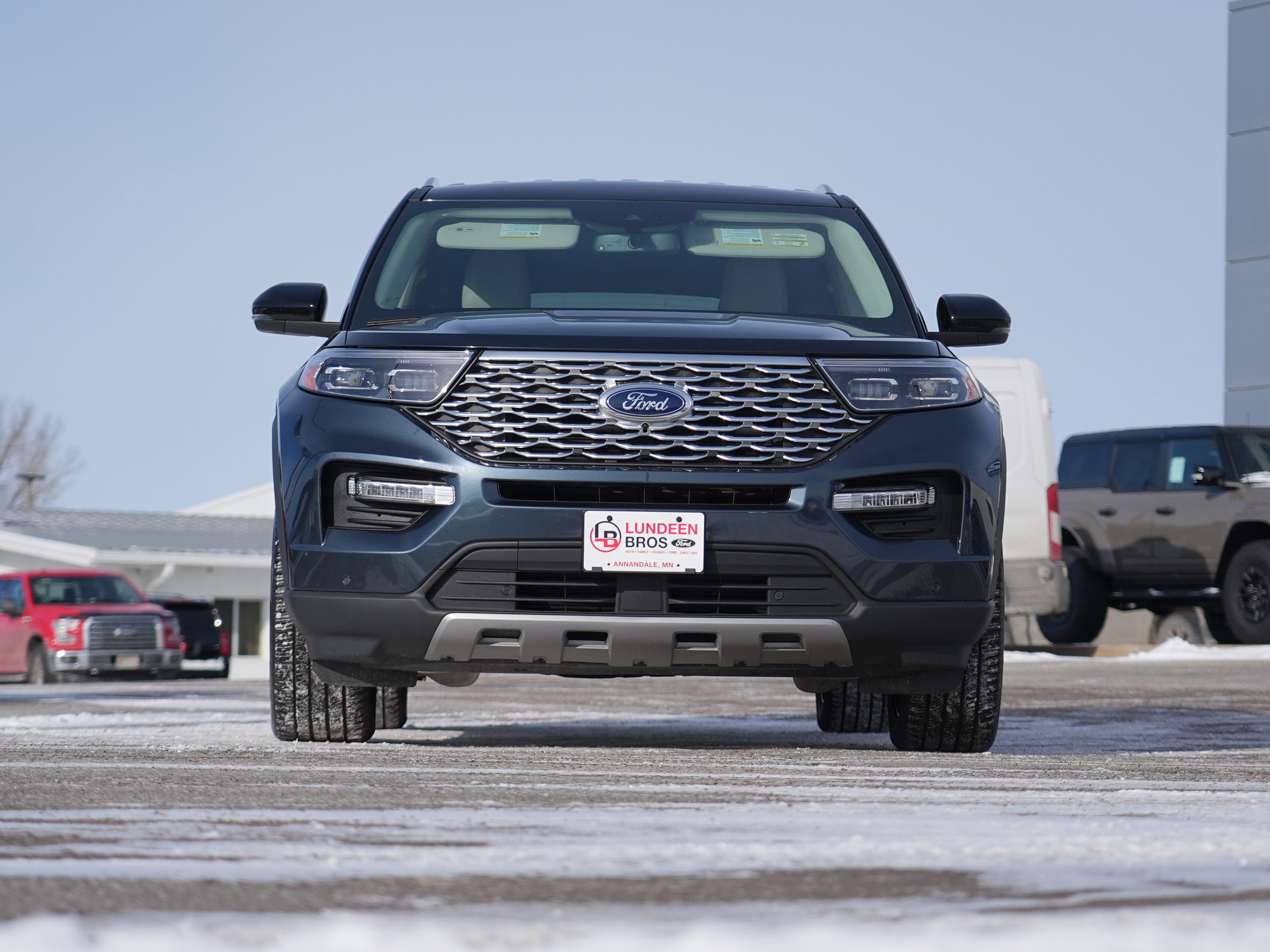 2023 Ford Explorer Platinum