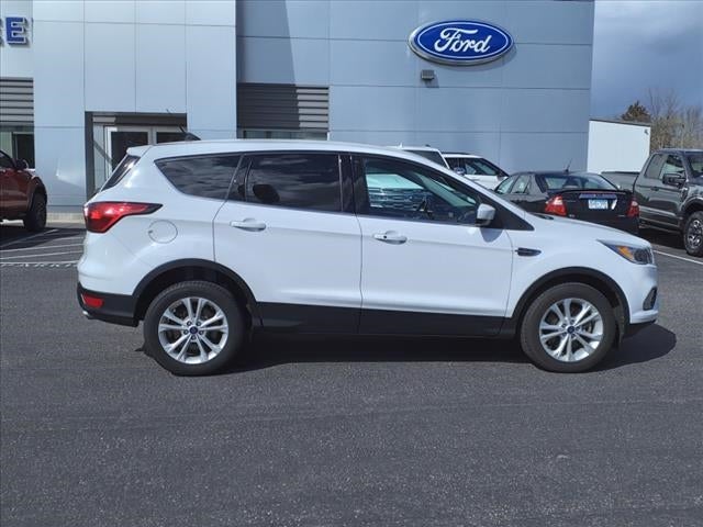 Used 2019 Ford Escape SE with VIN 1FMCU9GD0KUC53051 for sale in Annandale, Minnesota