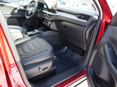 2023 Ford Escape Platinum