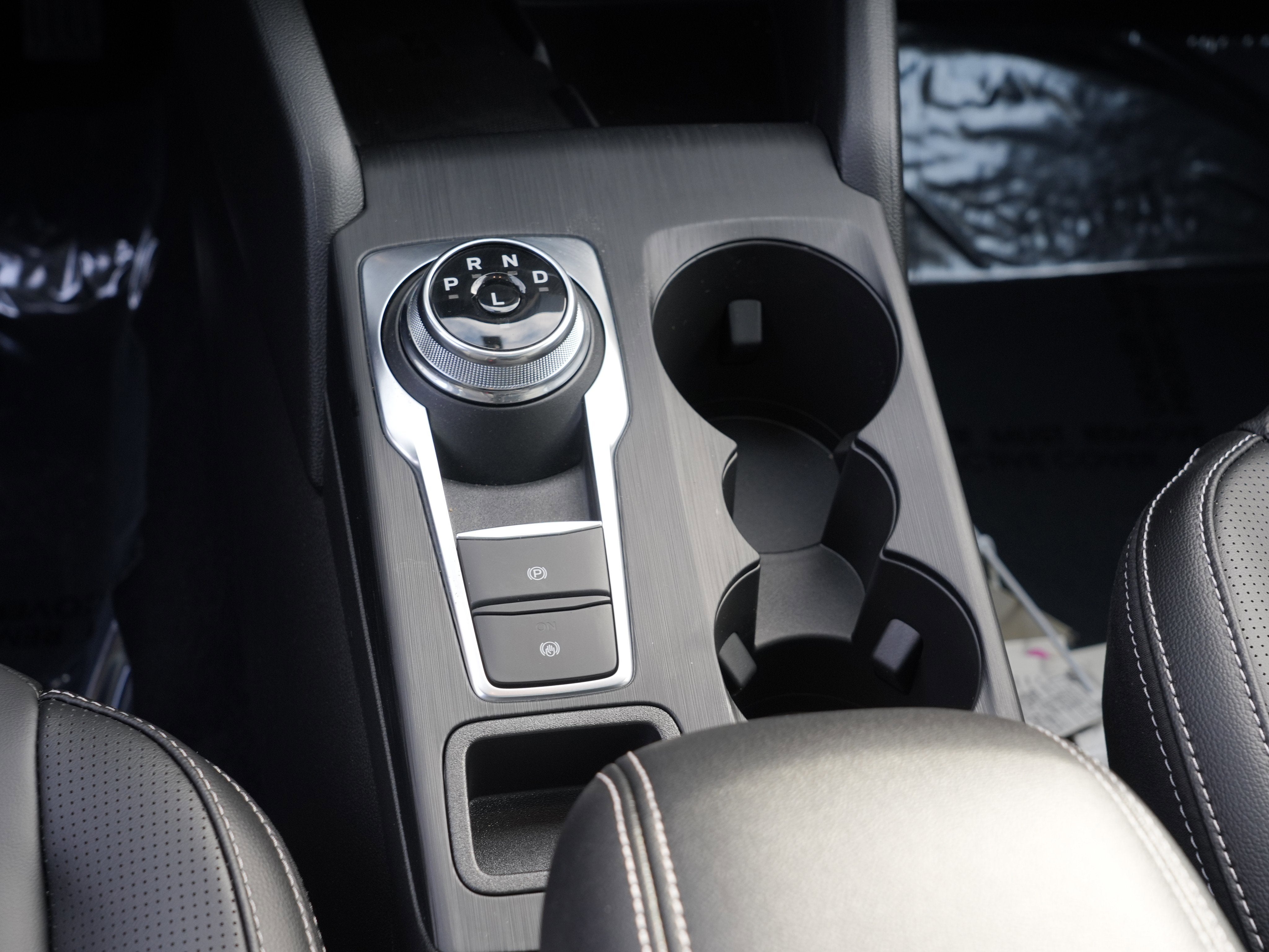 2026 Ford Escape Platinum