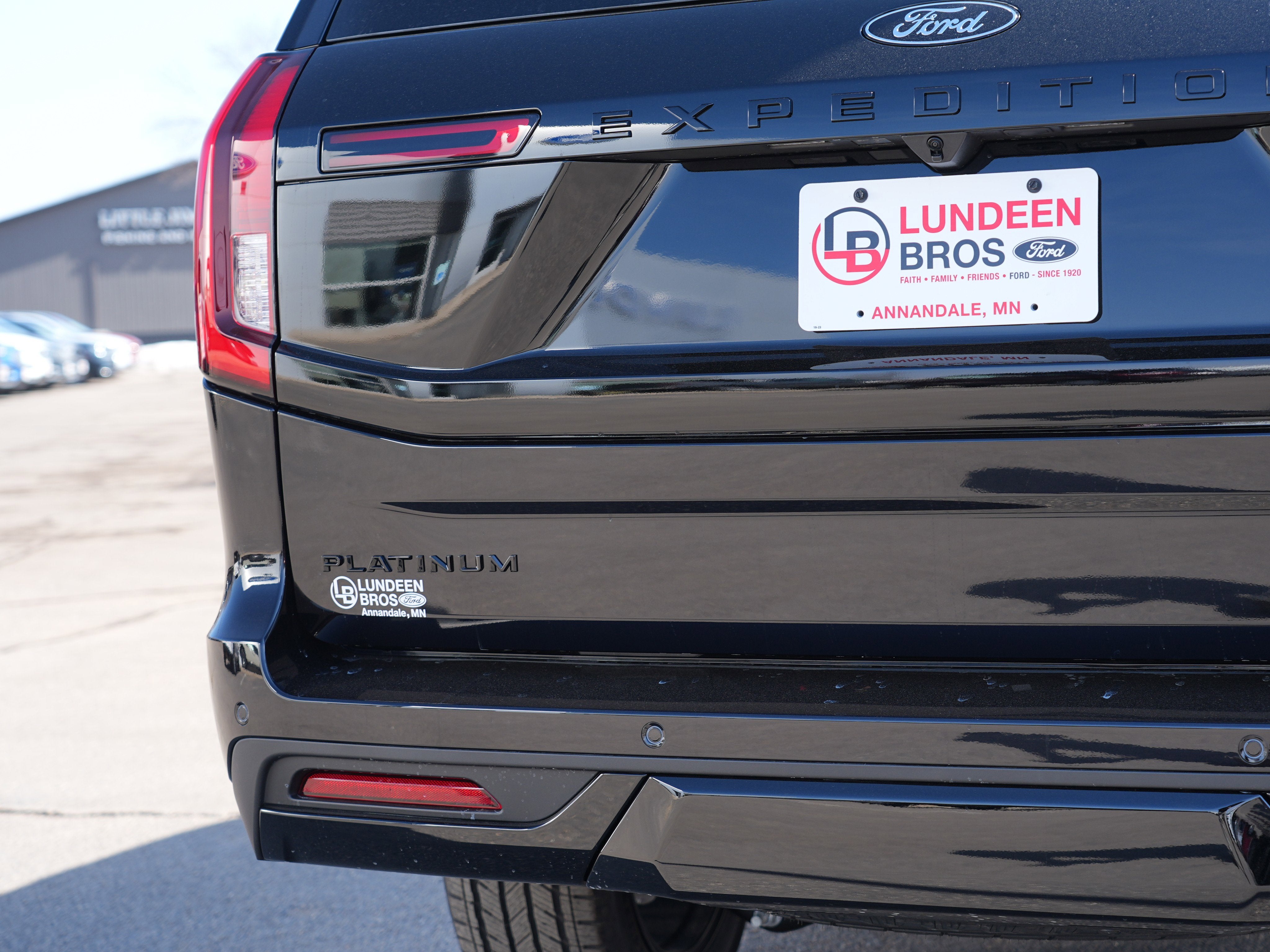 2026 Ford Expedition Max Platinum