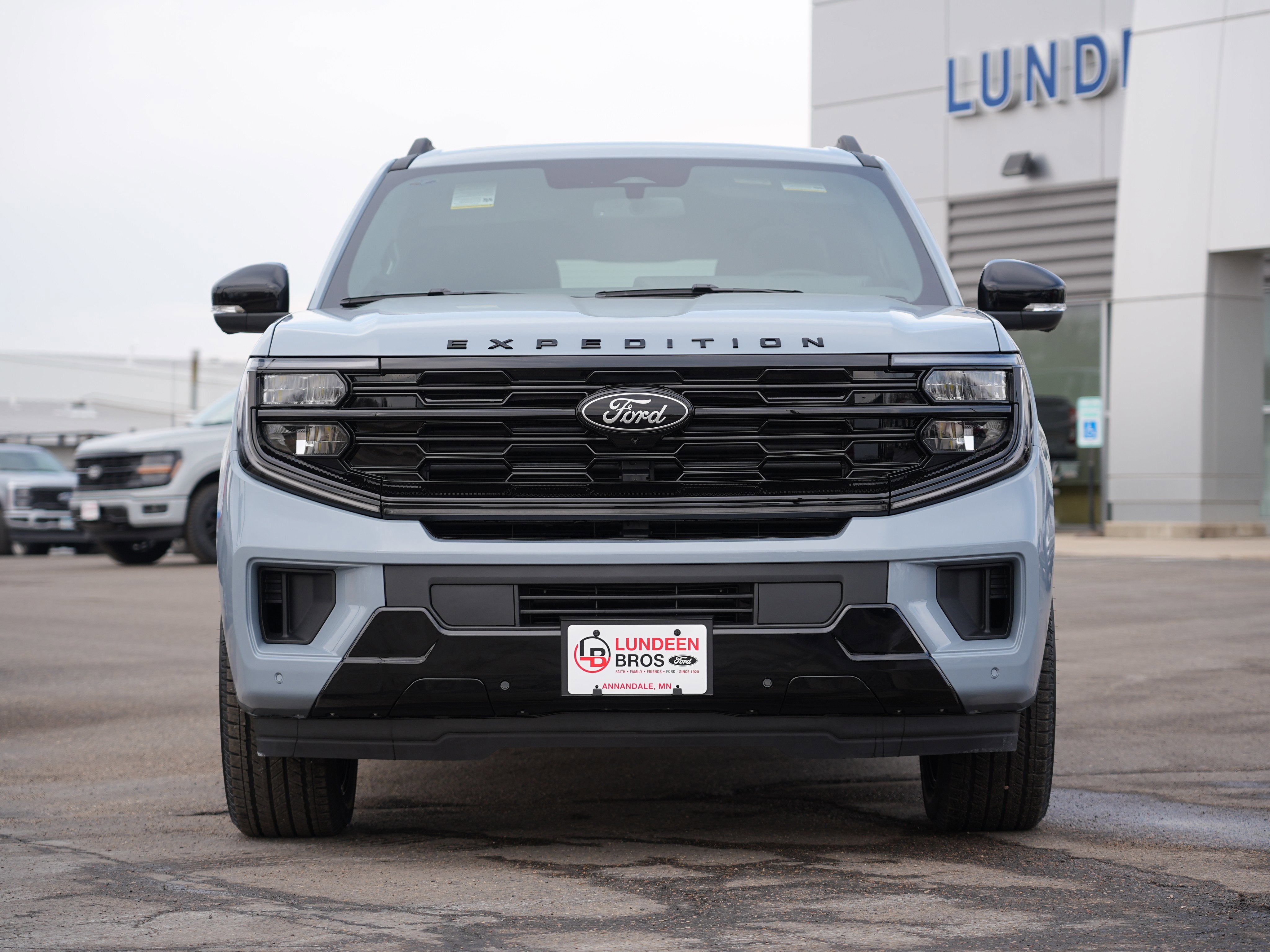 2026 Ford Expedition Max Platinum