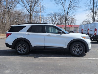 2024 Ford Explorer XLT