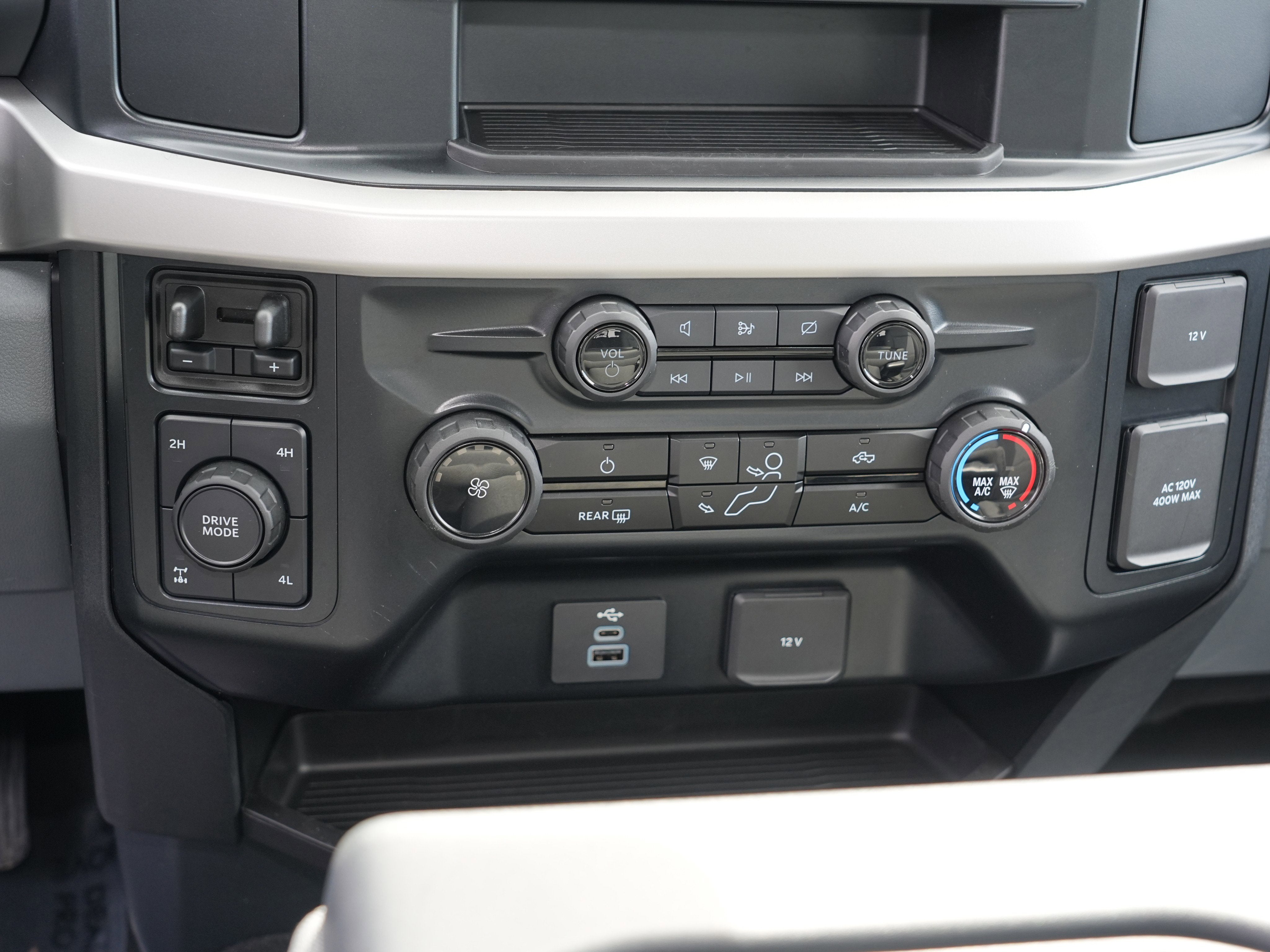 2024 Ford Super Duty F-250 SRW XL