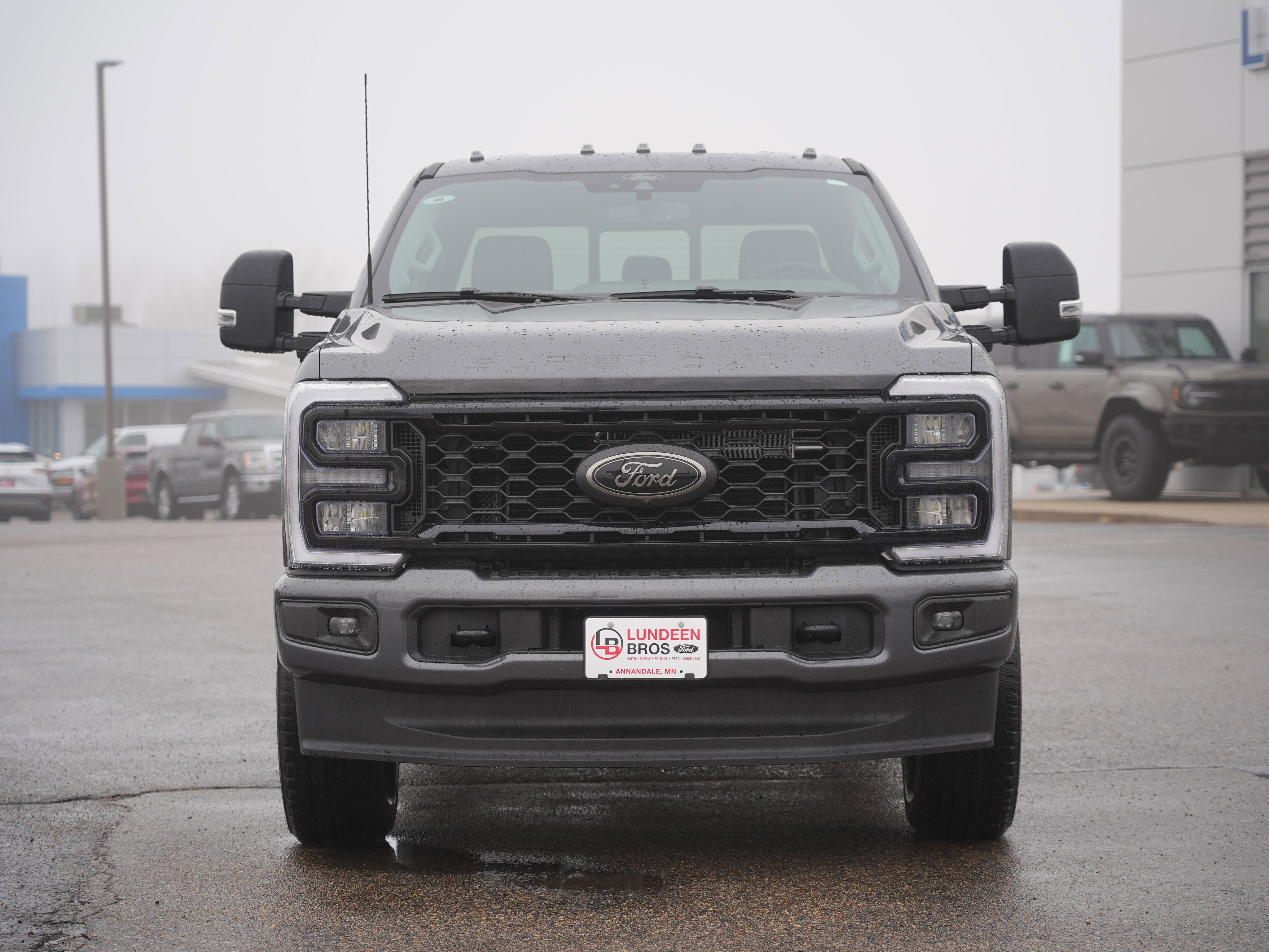 2026 Ford Super Duty F-250 SRW XLT