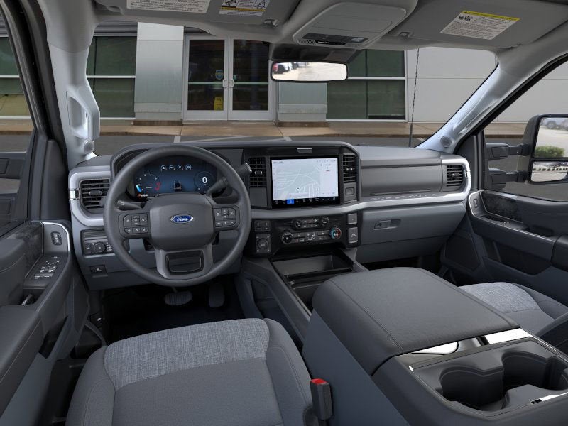 2026 Ford Super Duty F-350 SRW XLT