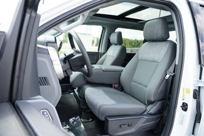 2026 Ford Super Duty F-350 SRW XLT