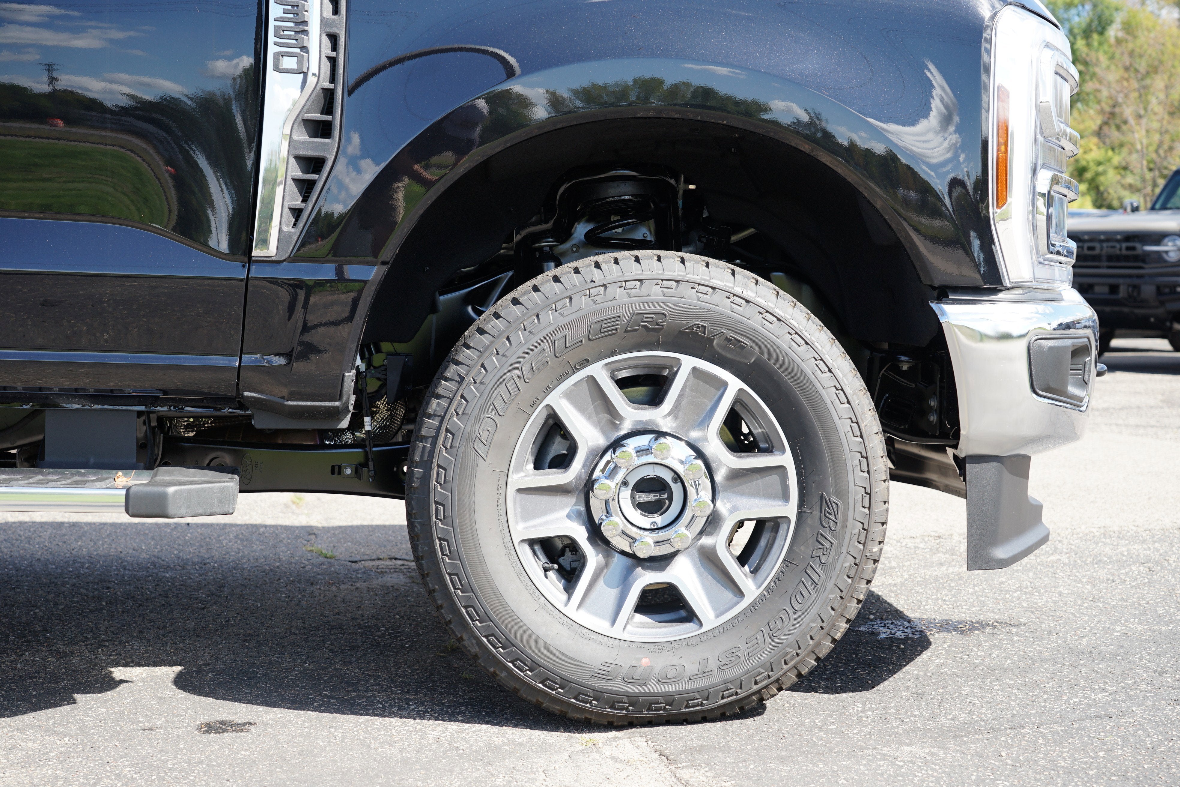 2026 Ford Super Duty F-350 SRW LARIAT