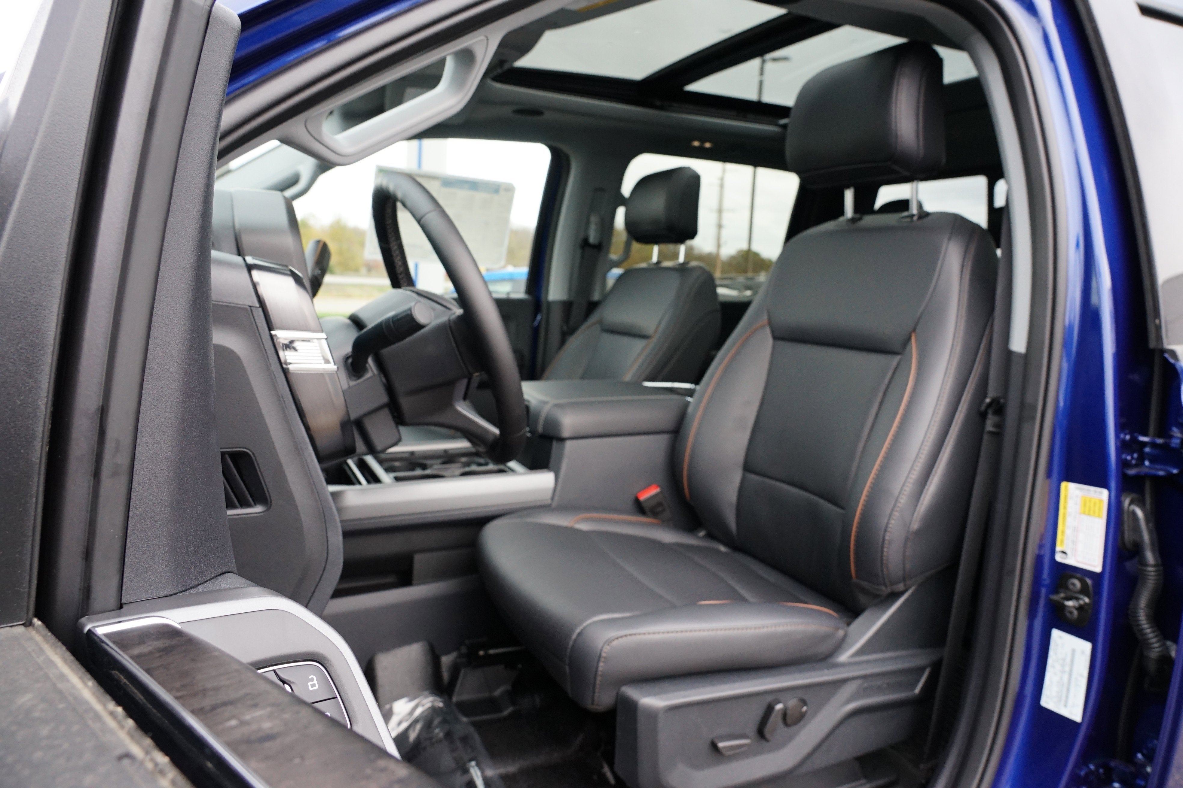 2026 Ford Super Duty F-350 SRW LARIAT