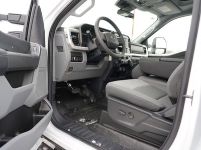 2026 Ford Super Duty F-350 SRW XLT