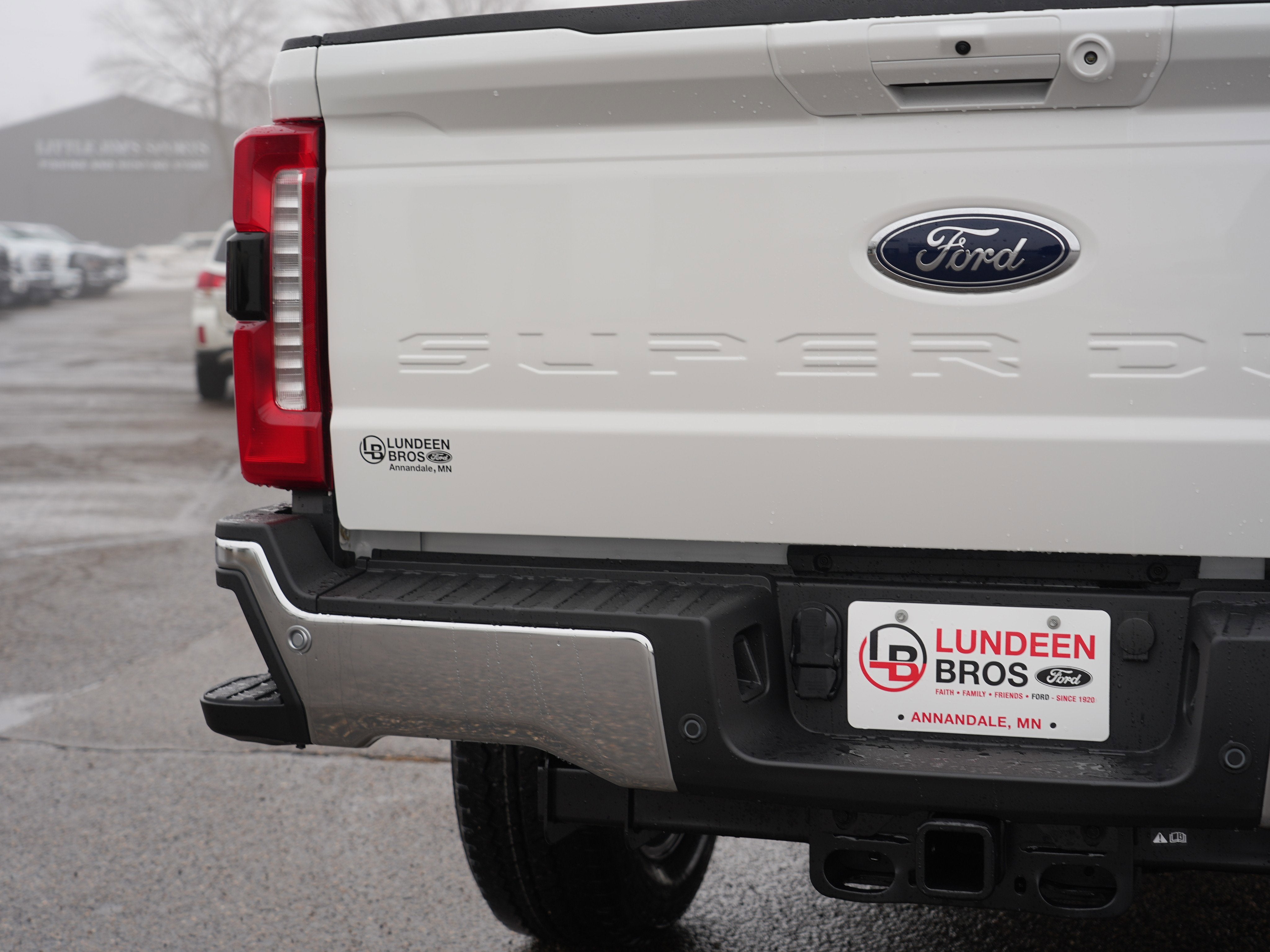 2026 Ford Super Duty F-350 SRW LARIAT