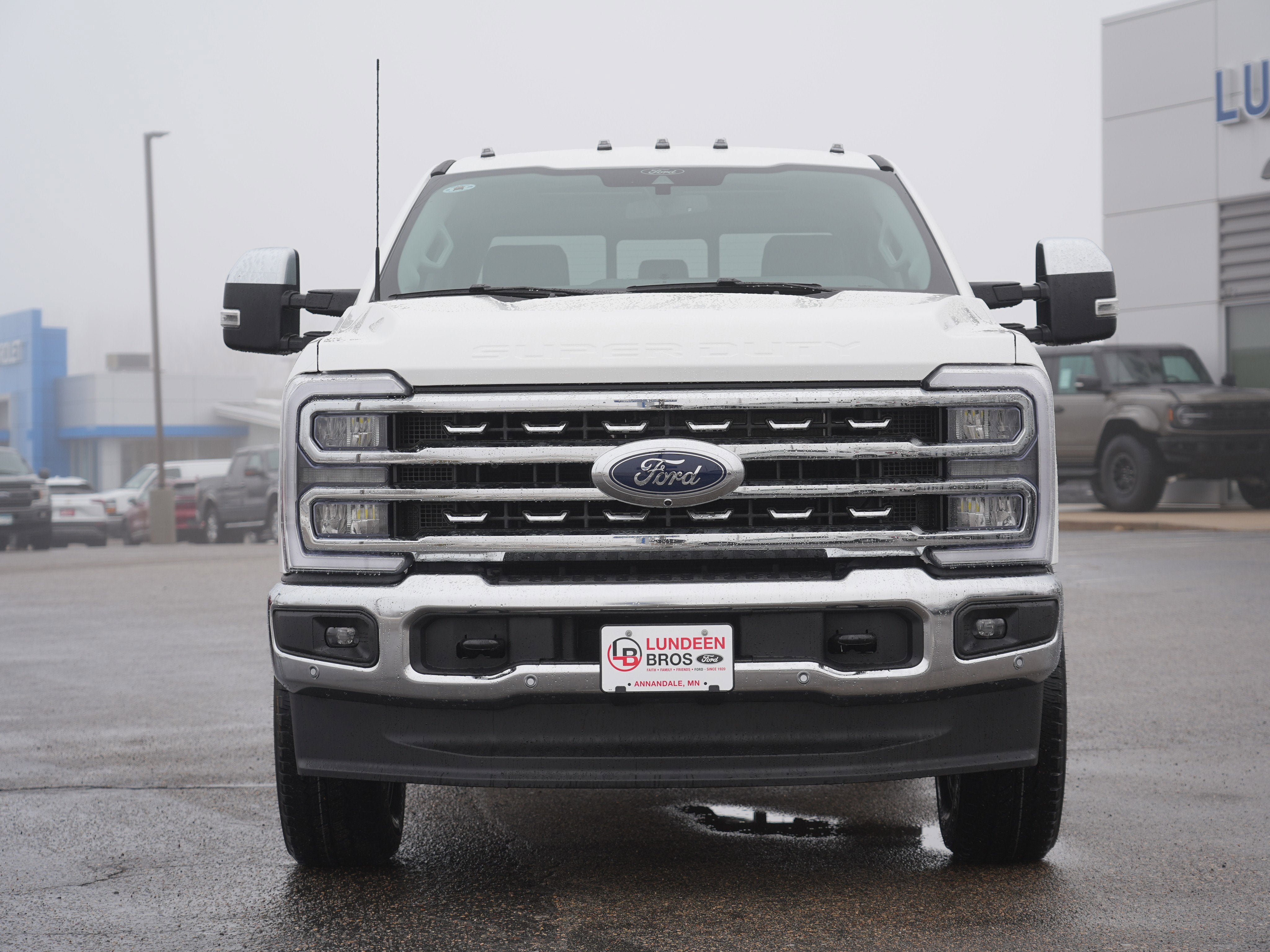2026 Ford Super Duty F-350 SRW LARIAT