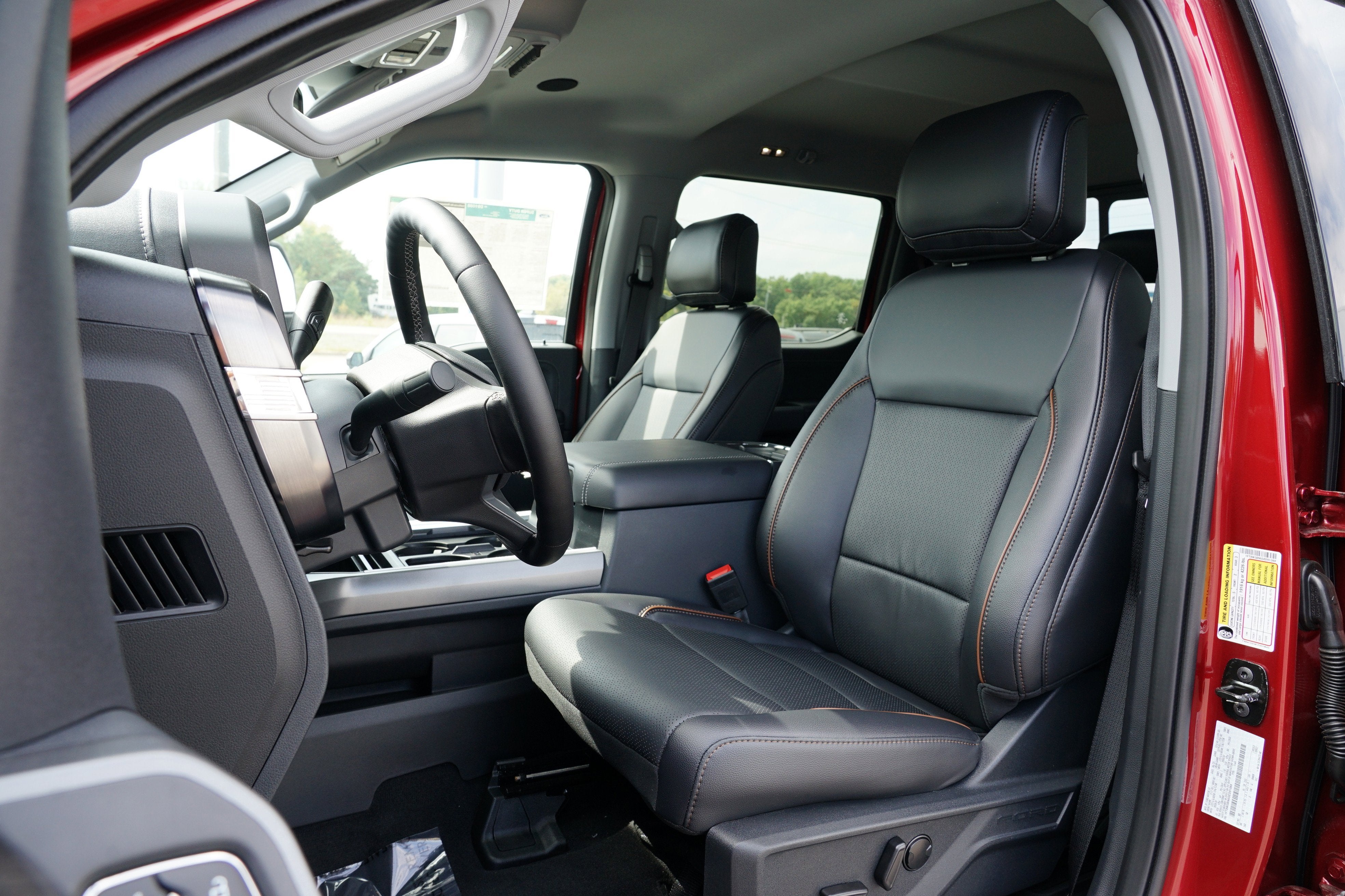 2025 Ford Super Duty F-350 SRW LARIAT