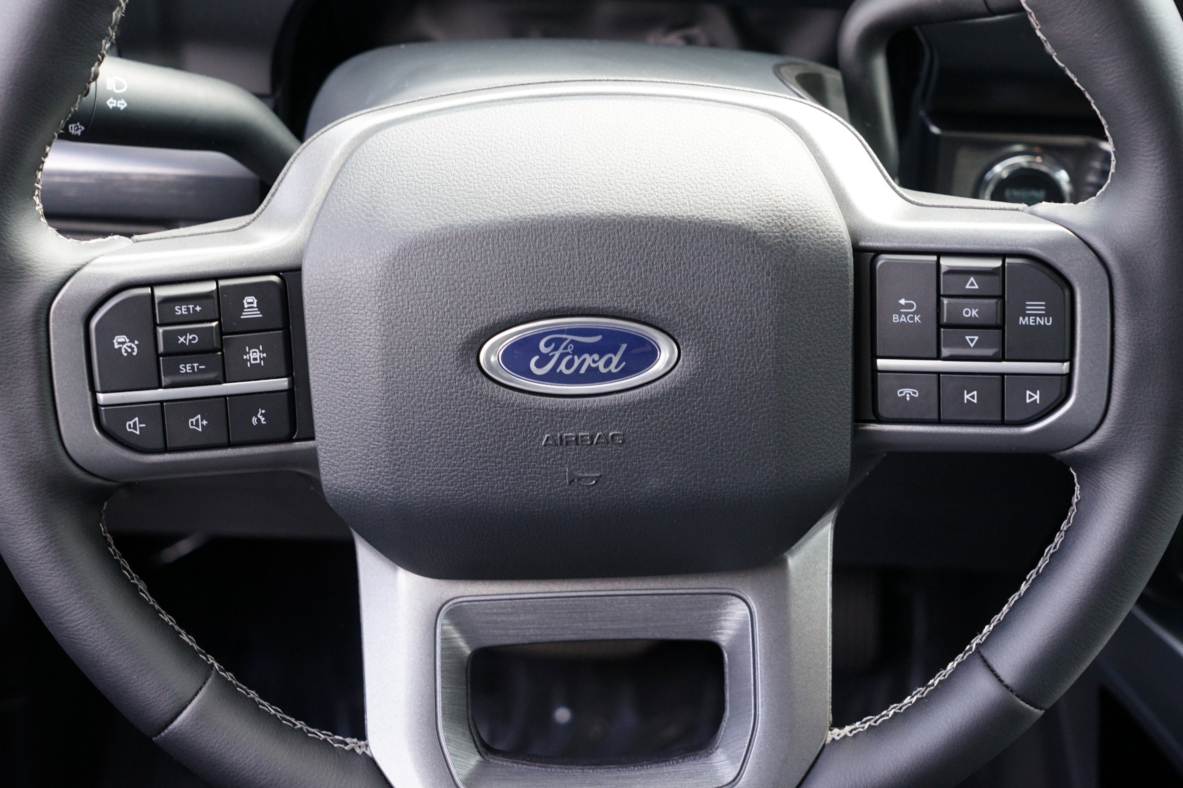 2025 Ford Super Duty F-350 SRW LARIAT