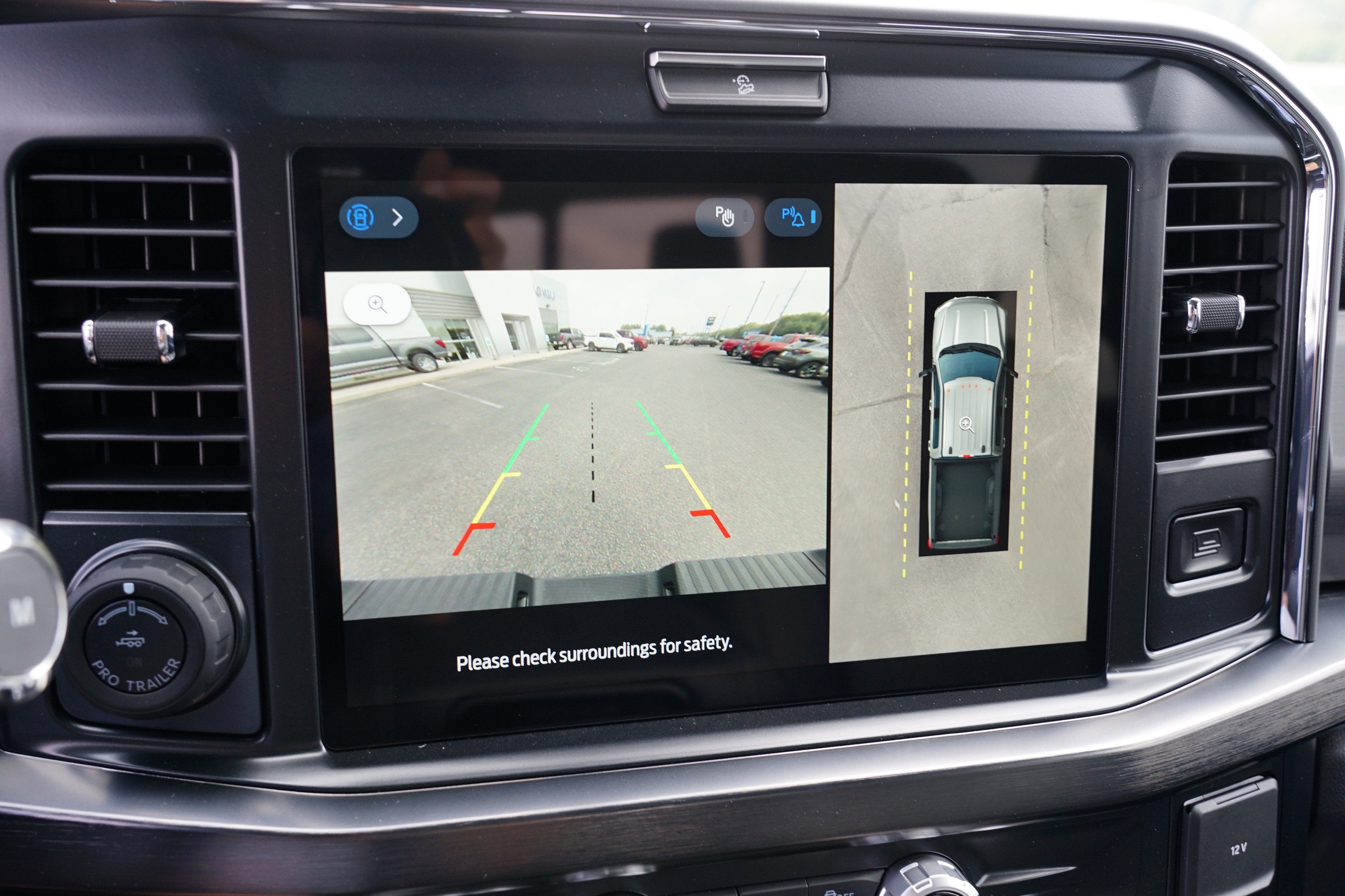 2025 Ford Super Duty F-350 SRW LARIAT