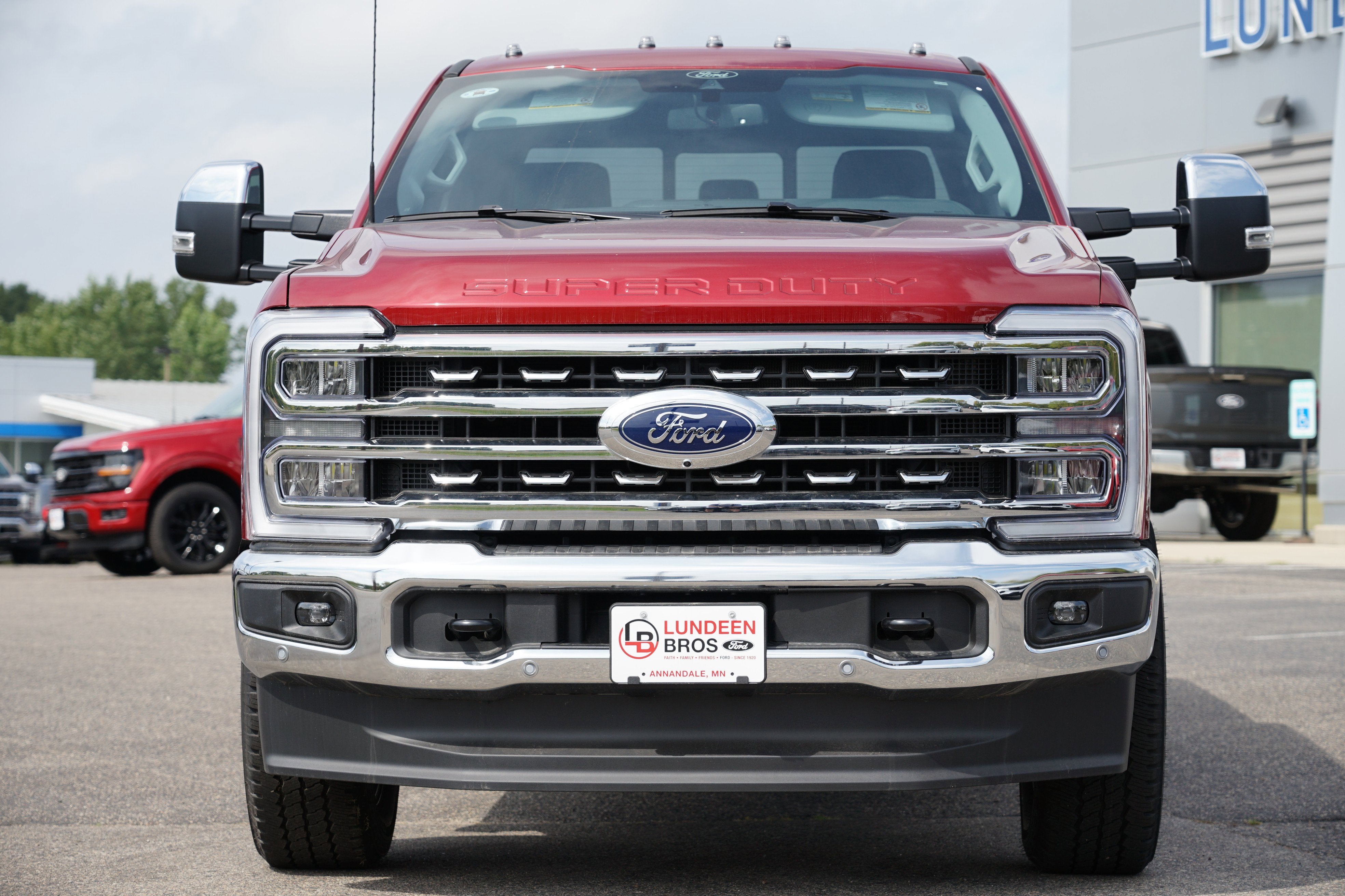 2025 Ford Super Duty F-350 SRW LARIAT