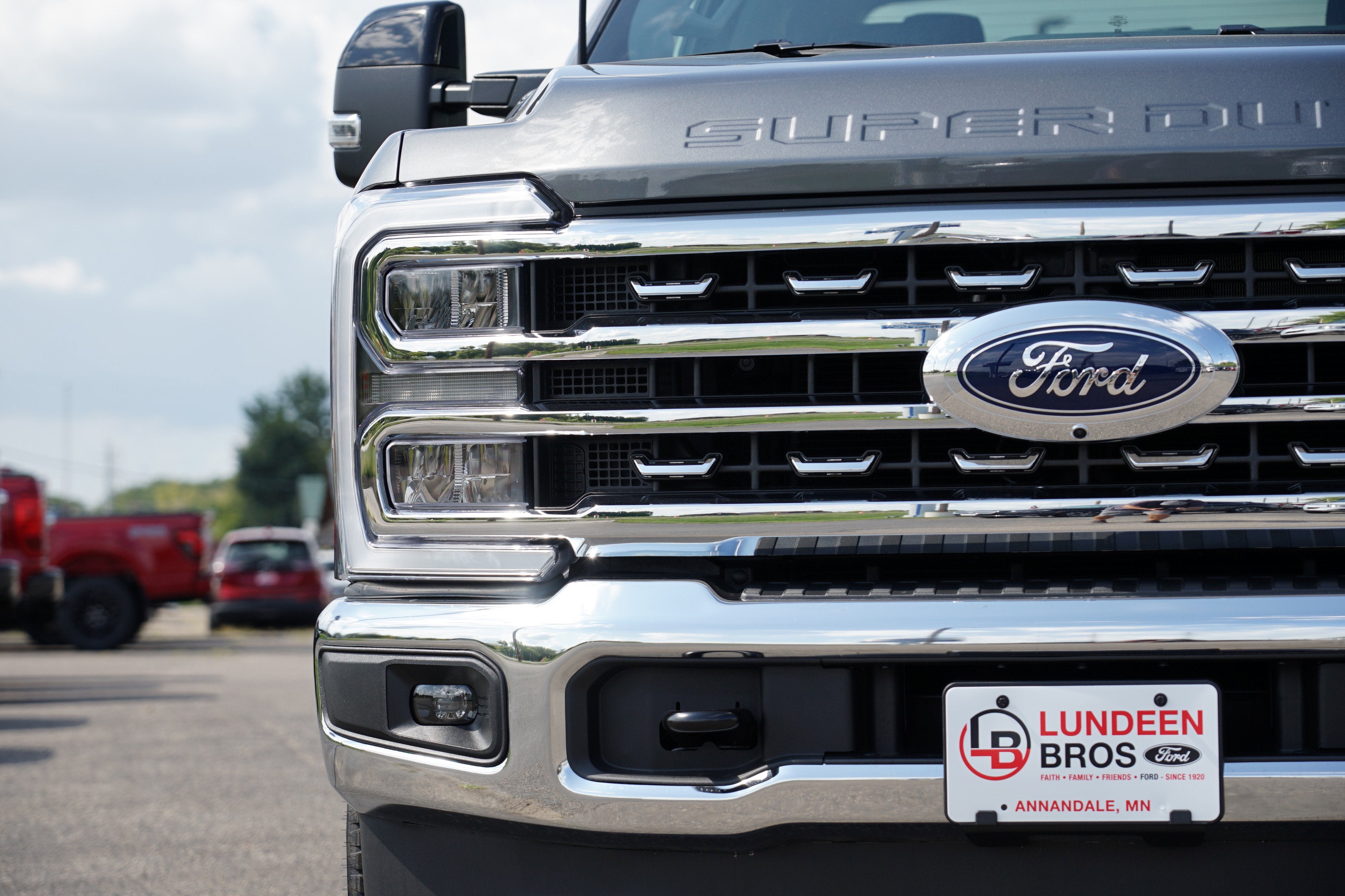 2026 Ford Super Duty F-350 SRW LARIAT