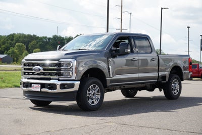 2026 Ford Super Duty F-350 SRW LARIAT